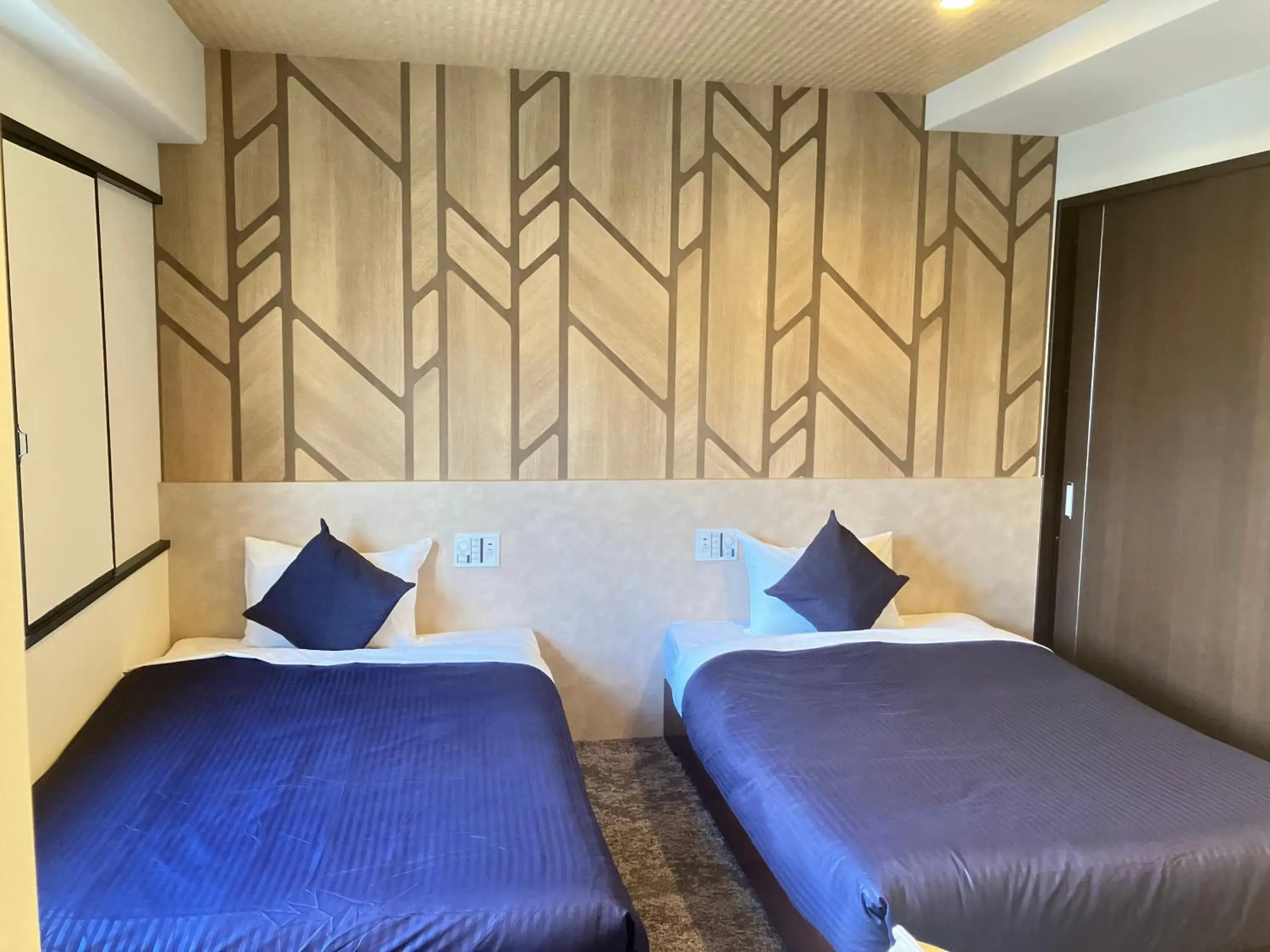 Premium Twin Room - single occupancy in HOTEL LiVEMAX BUDGET Naha Premium Twin Room - single occupancy in HOTEL LiVEMAX BUDGET Naha