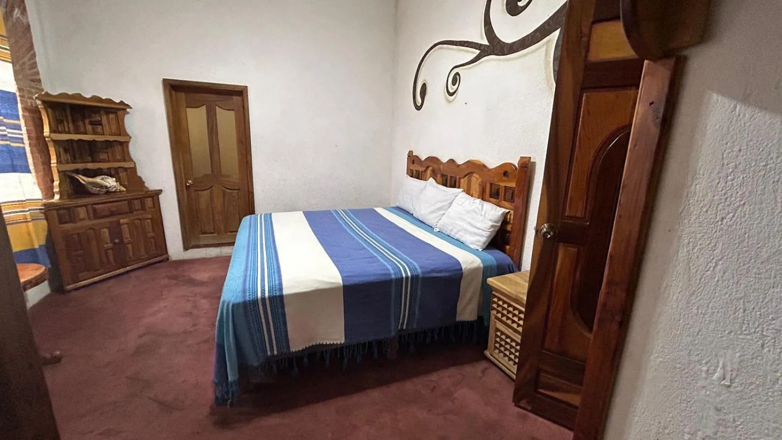 Bed in Hotel Colonial Taxco