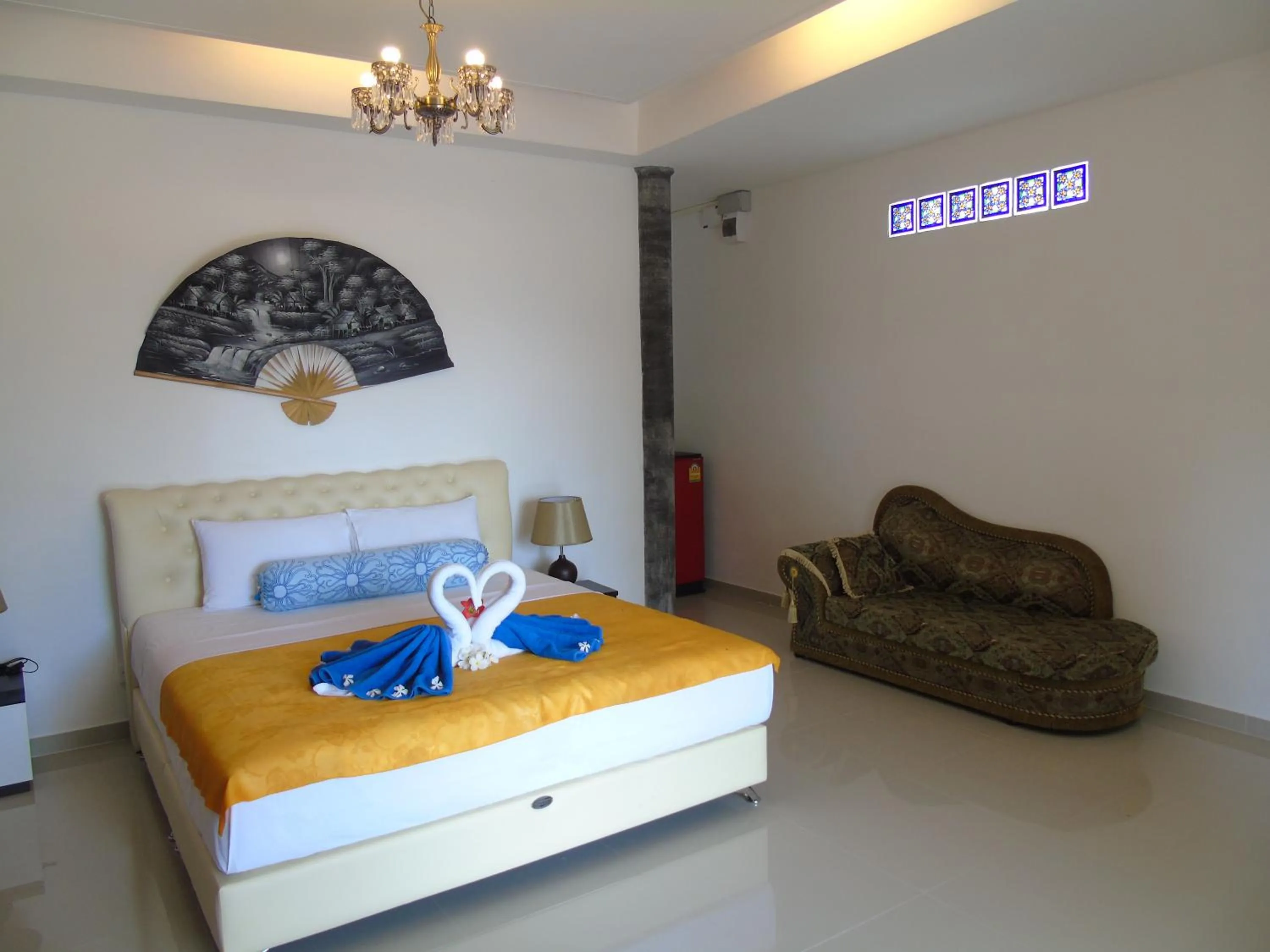 Photo of the whole room, Bed in Yao Yai Beach Resort