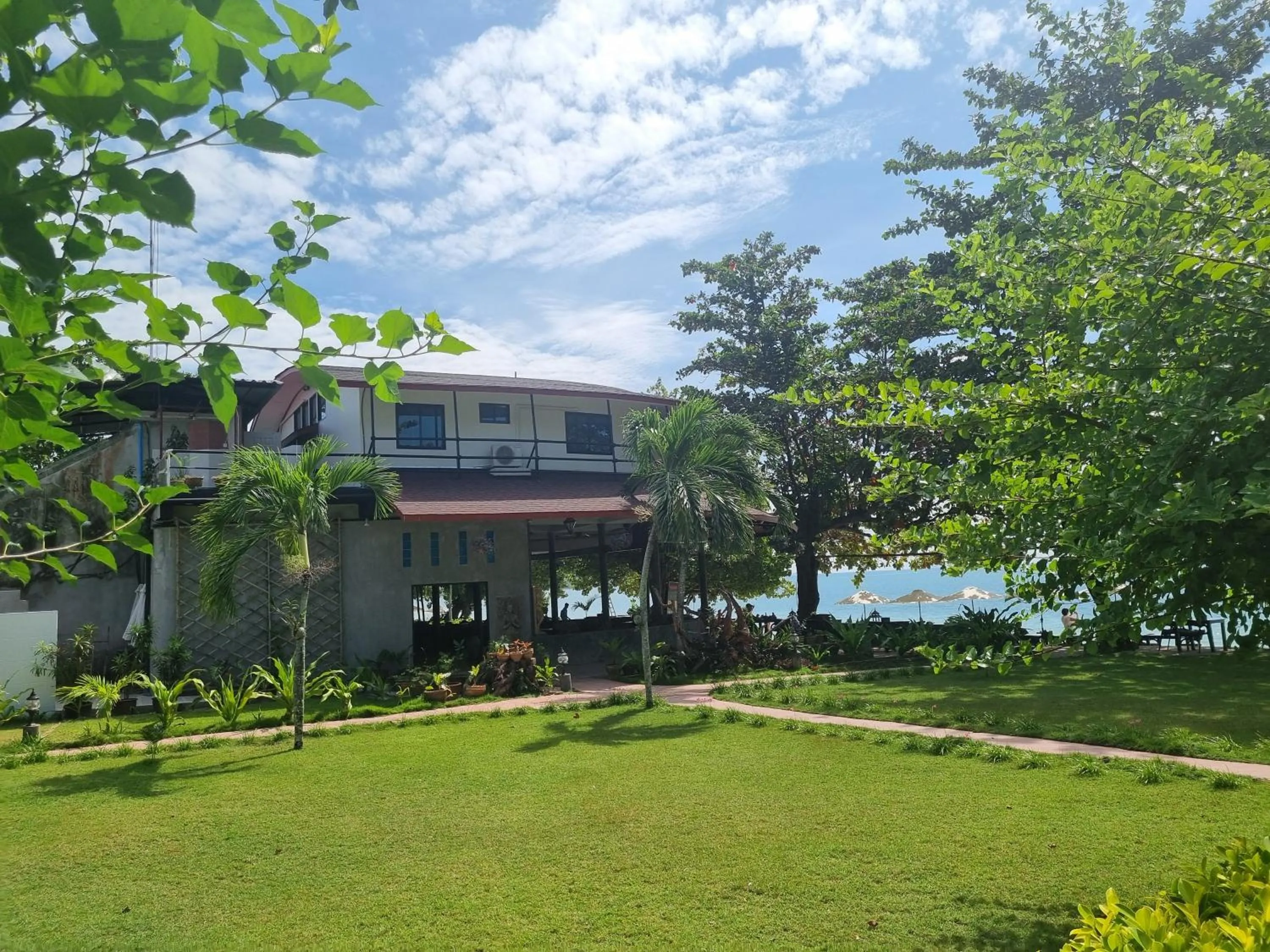 Yao Yai Beach Resort