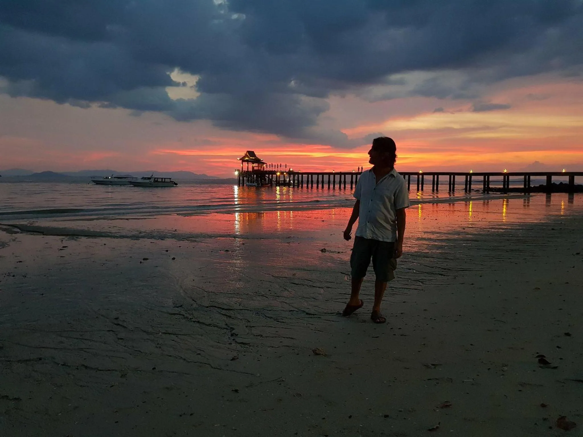 Beach in Yao Yai Beach Resort