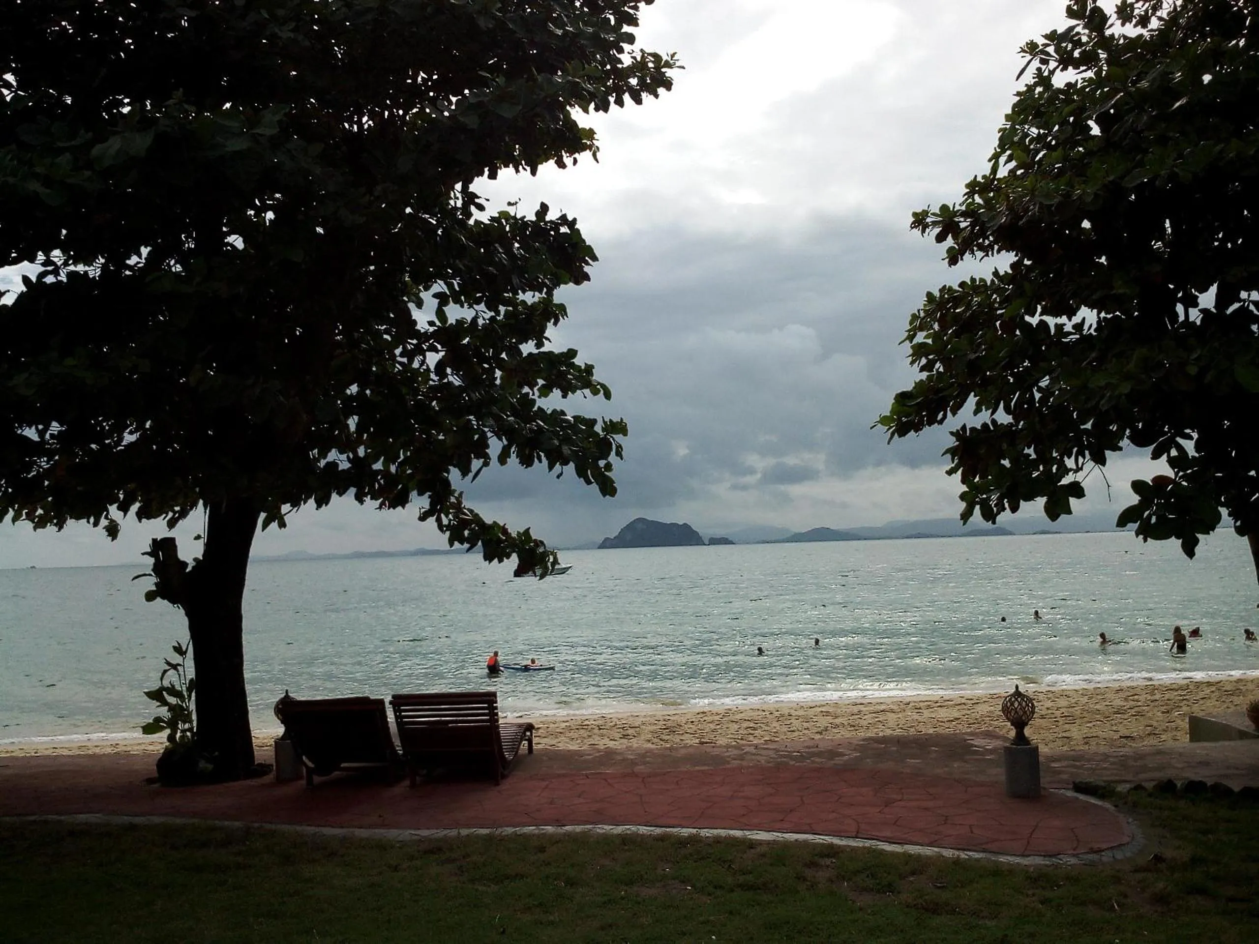 Day in Yao Yai Beach Resort