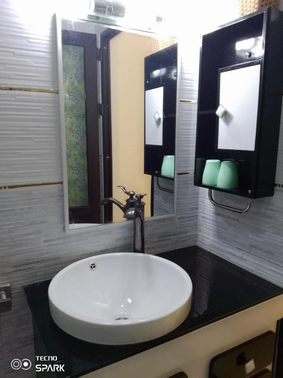 Shower in ĐẠI THÀNH PHÚC