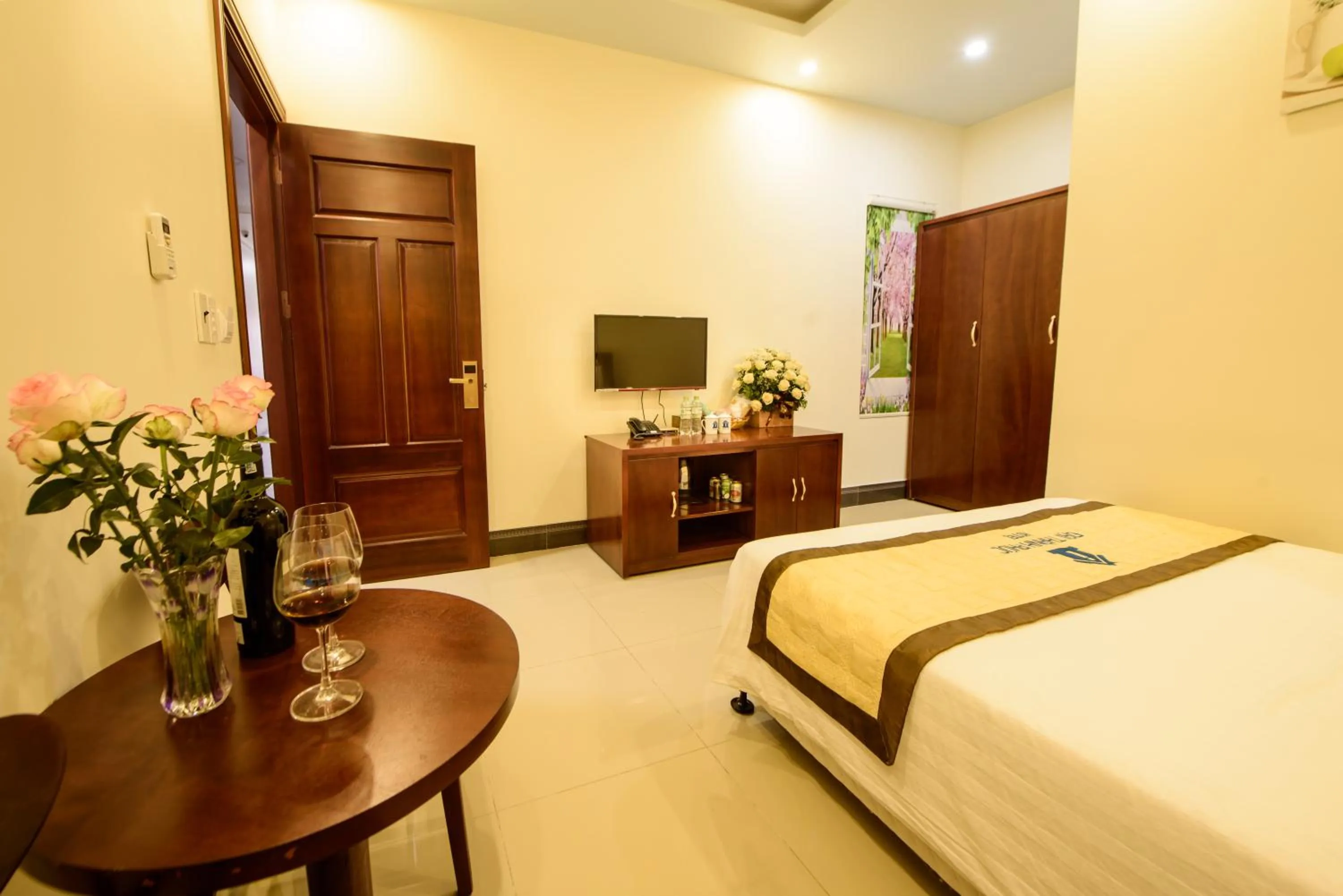 Photo of the whole room, Bed in ĐẠI THÀNH PHÚC