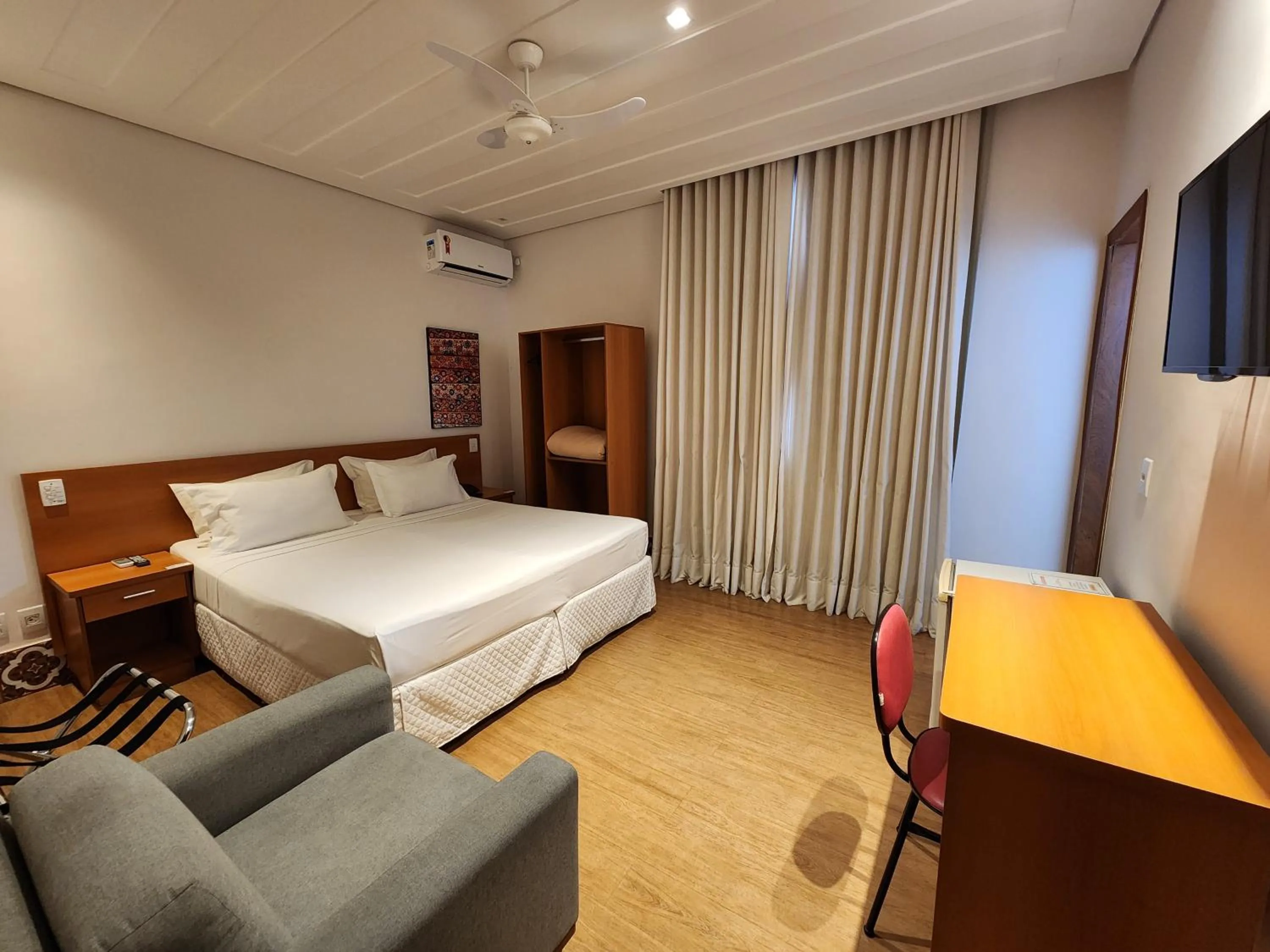 Bedroom, Bed in Hotel Estilo de Minas