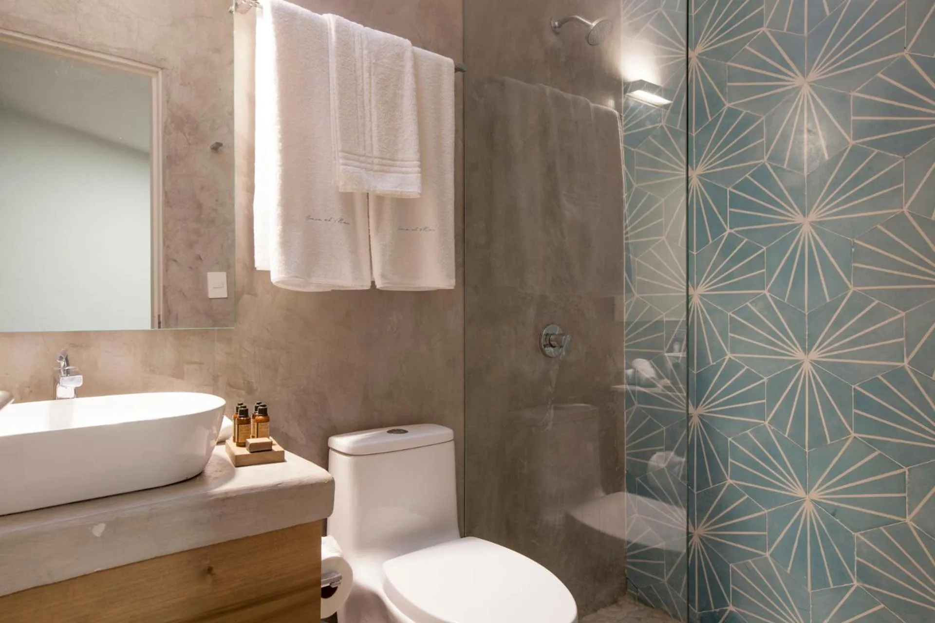 Shower in Casa al Mar