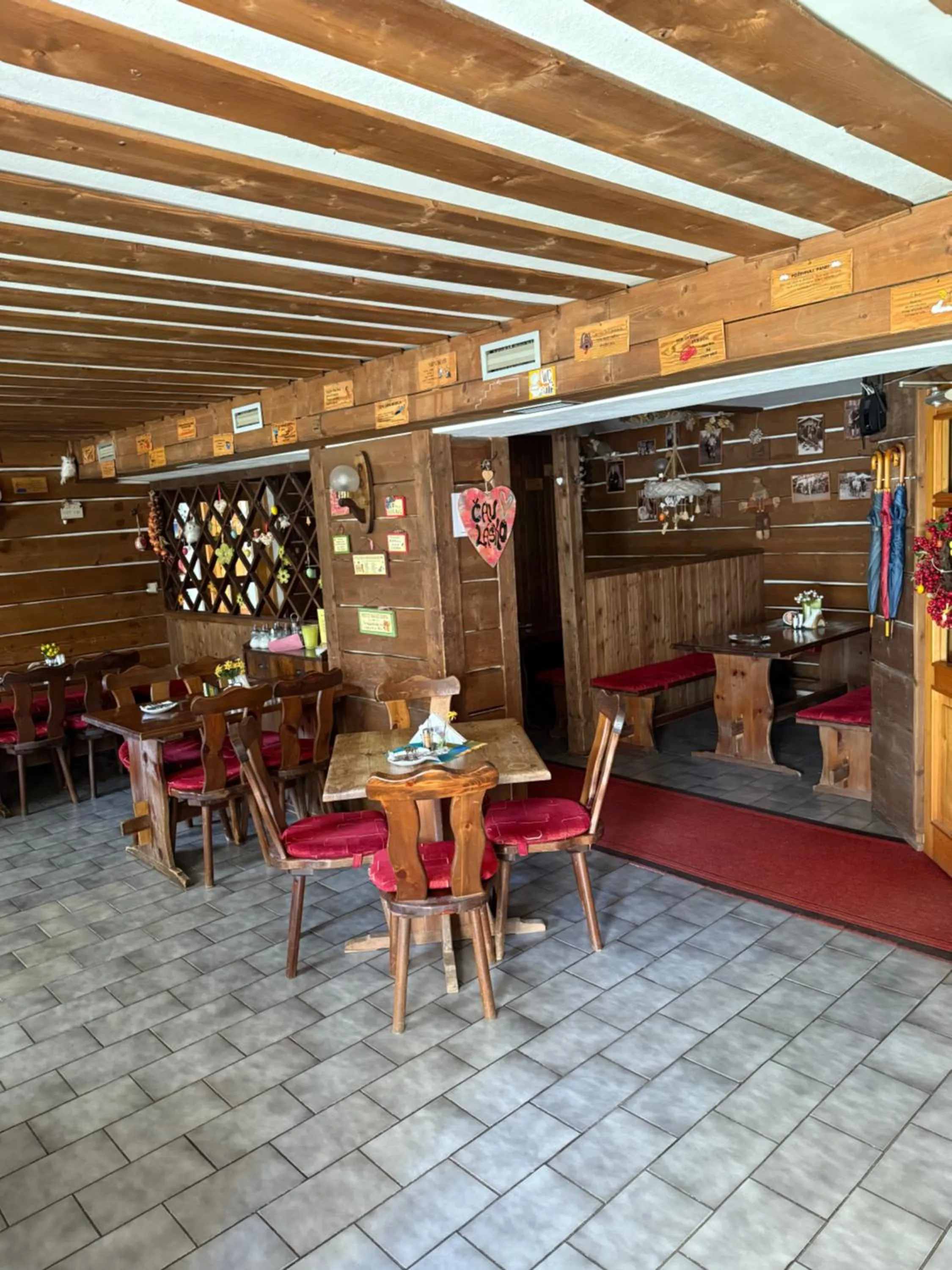 Restaurant/places to eat in Penzion Pažický