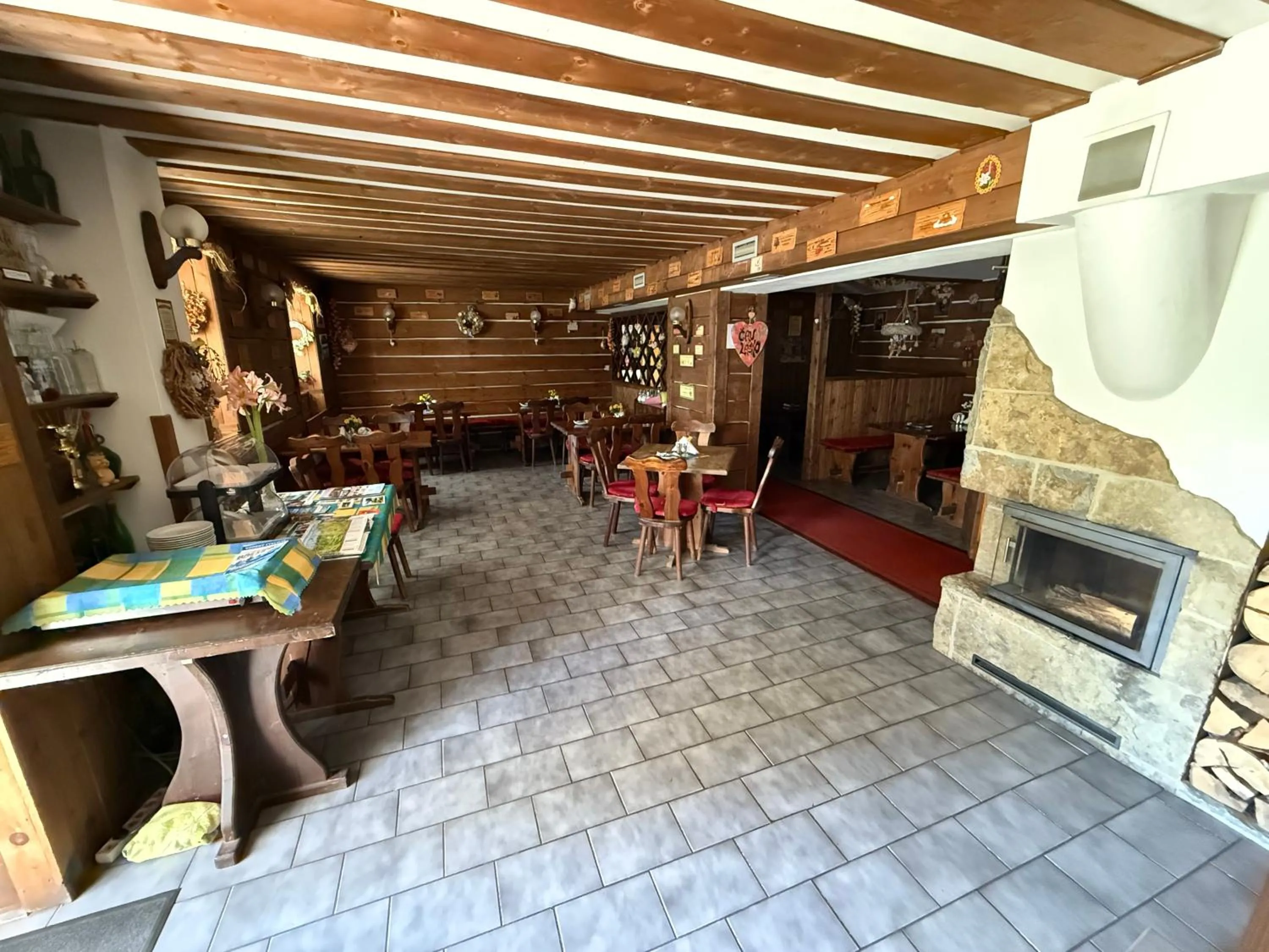 Restaurant/places to eat in Penzion Pažický