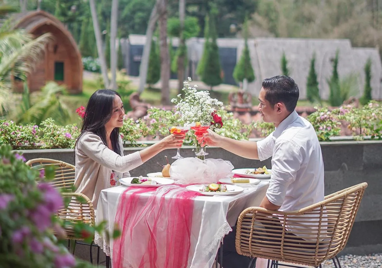 Dinner in Shanaya Resort Malang