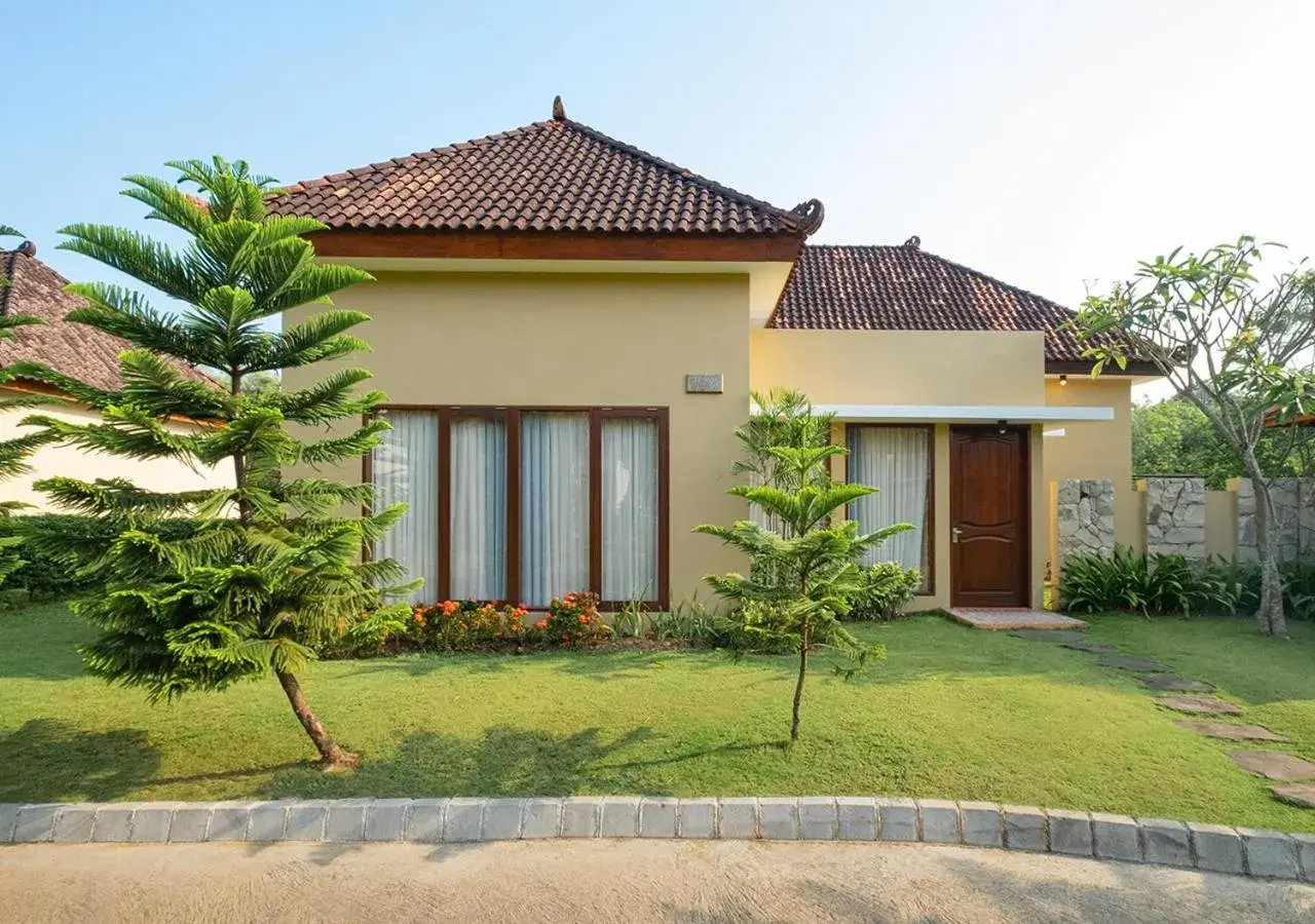 Shanaya Royal Villa - Three-Bedroom Villa with Private Pool in Shanaya Resort Malang Shanaya Royal Villa - Three-Bedroom Villa with Private Pool in Shanaya Resort Malang