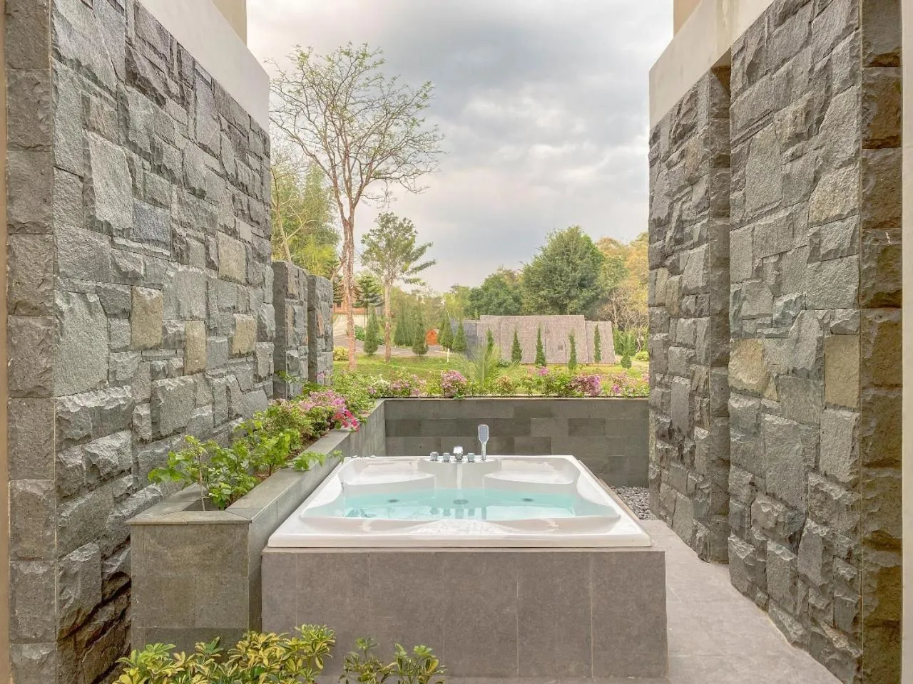 Garden in Shanaya Resort Malang