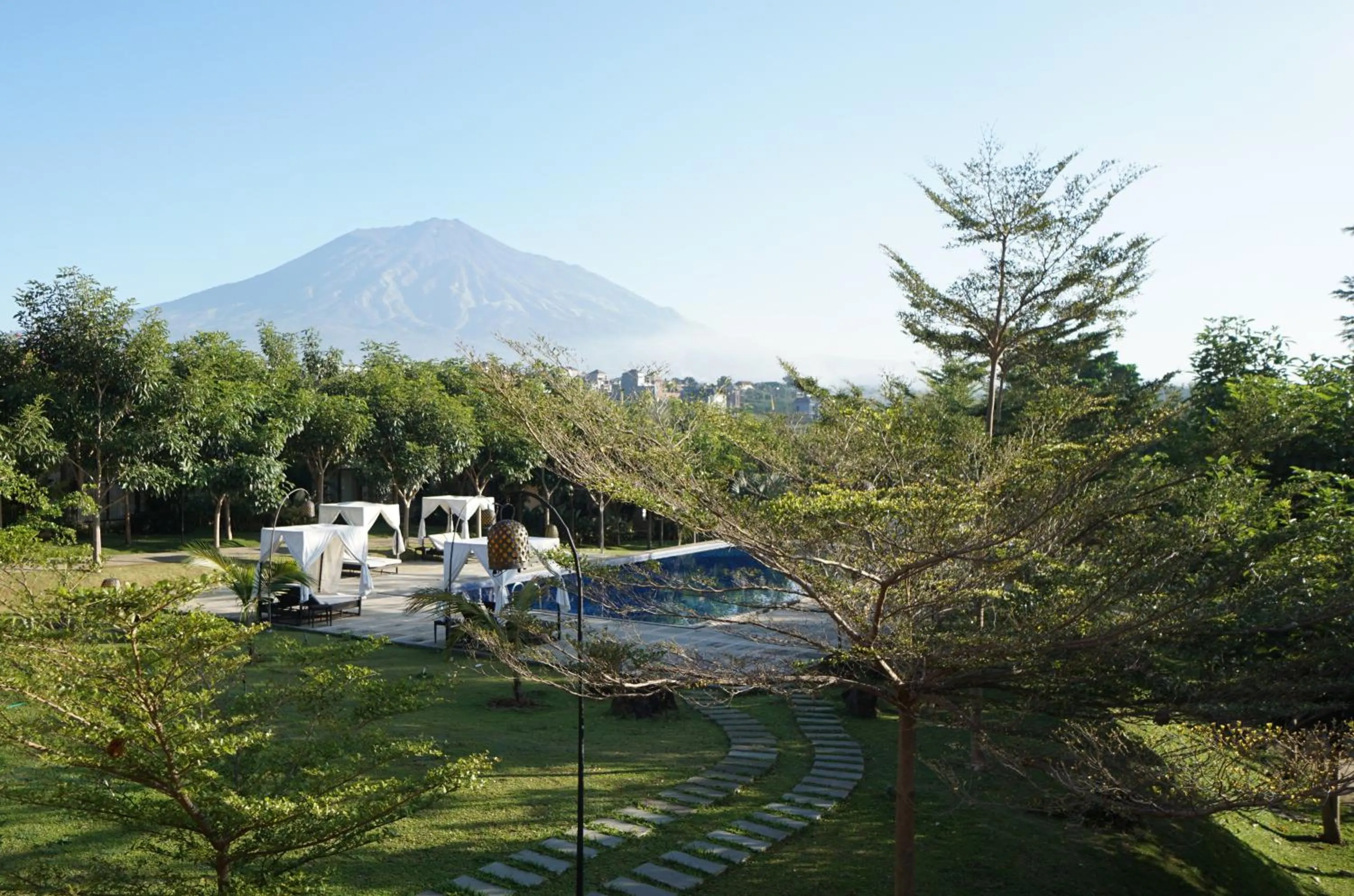 Garden view in Shanaya Resort Malang