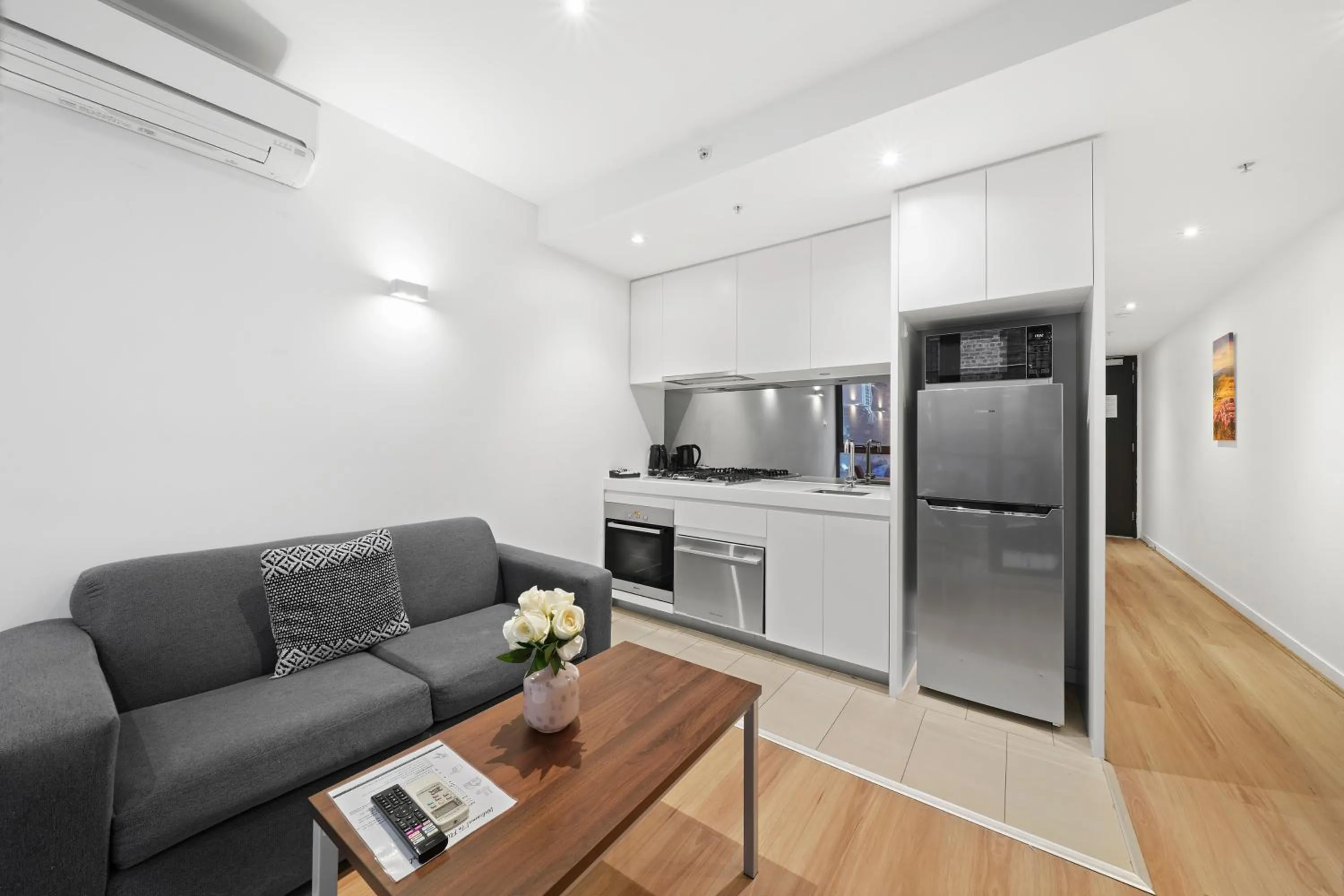 kitchen in Flinders Street Apartments Melbourne CBD