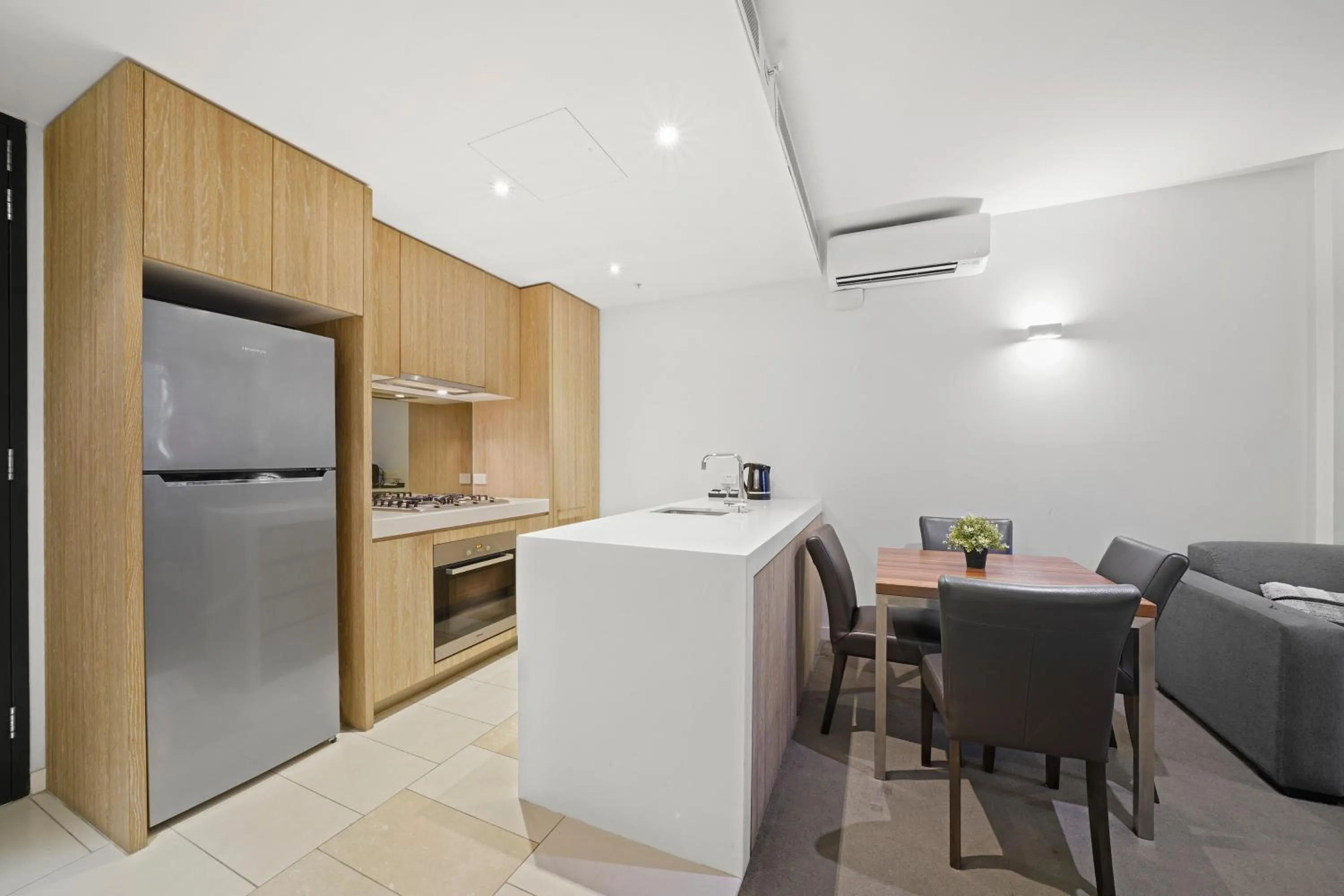 kitchen in Flinders Street Apartments Melbourne CBD
