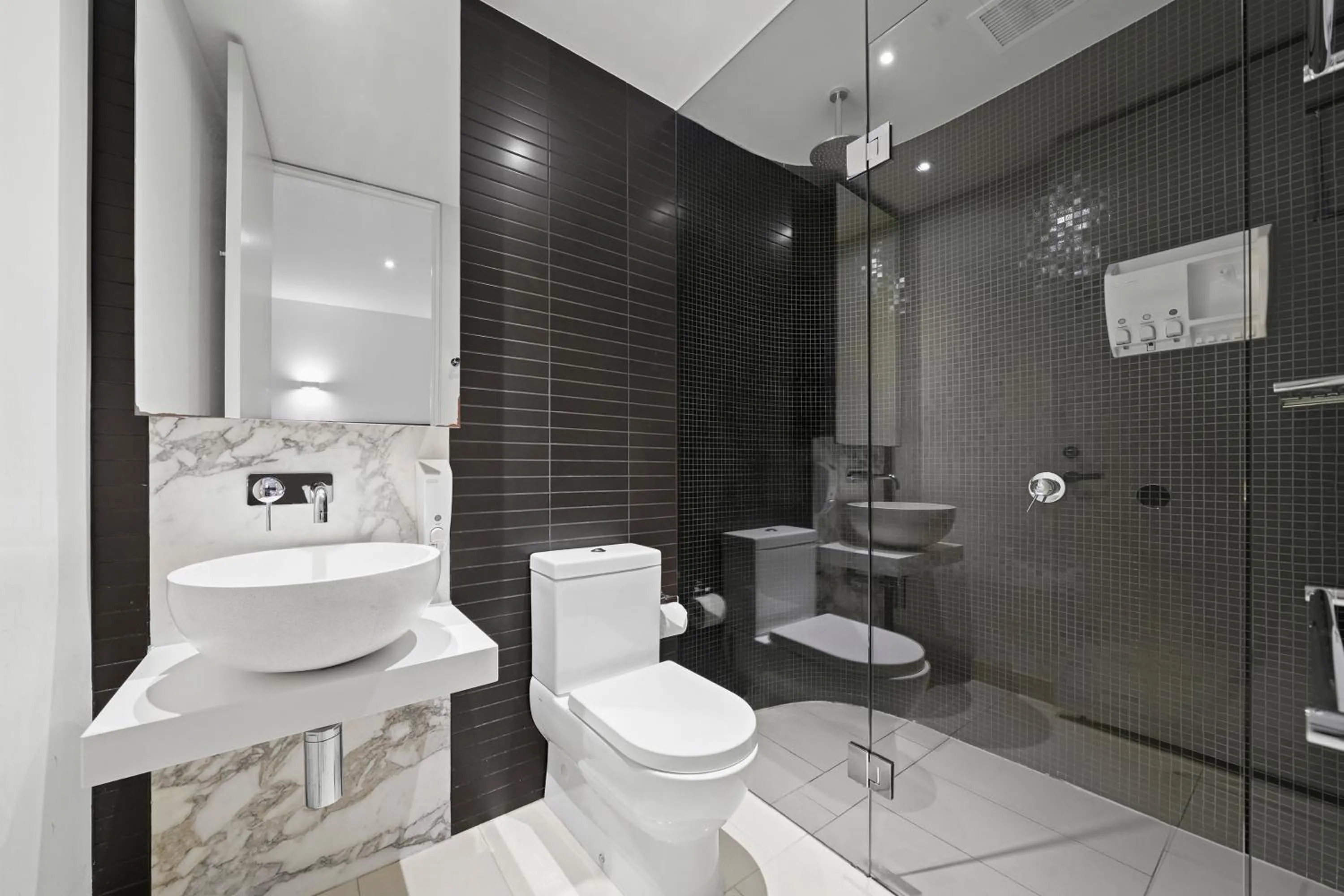 Bathroom in Flinders Street Apartments Melbourne CBD