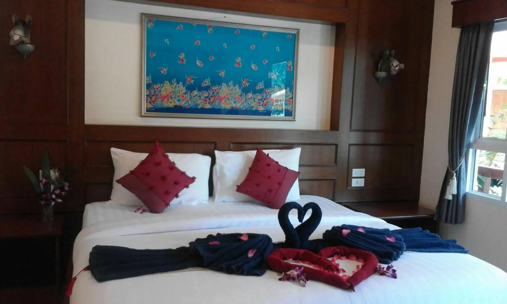 Bed in Tamarind Lanta Resort