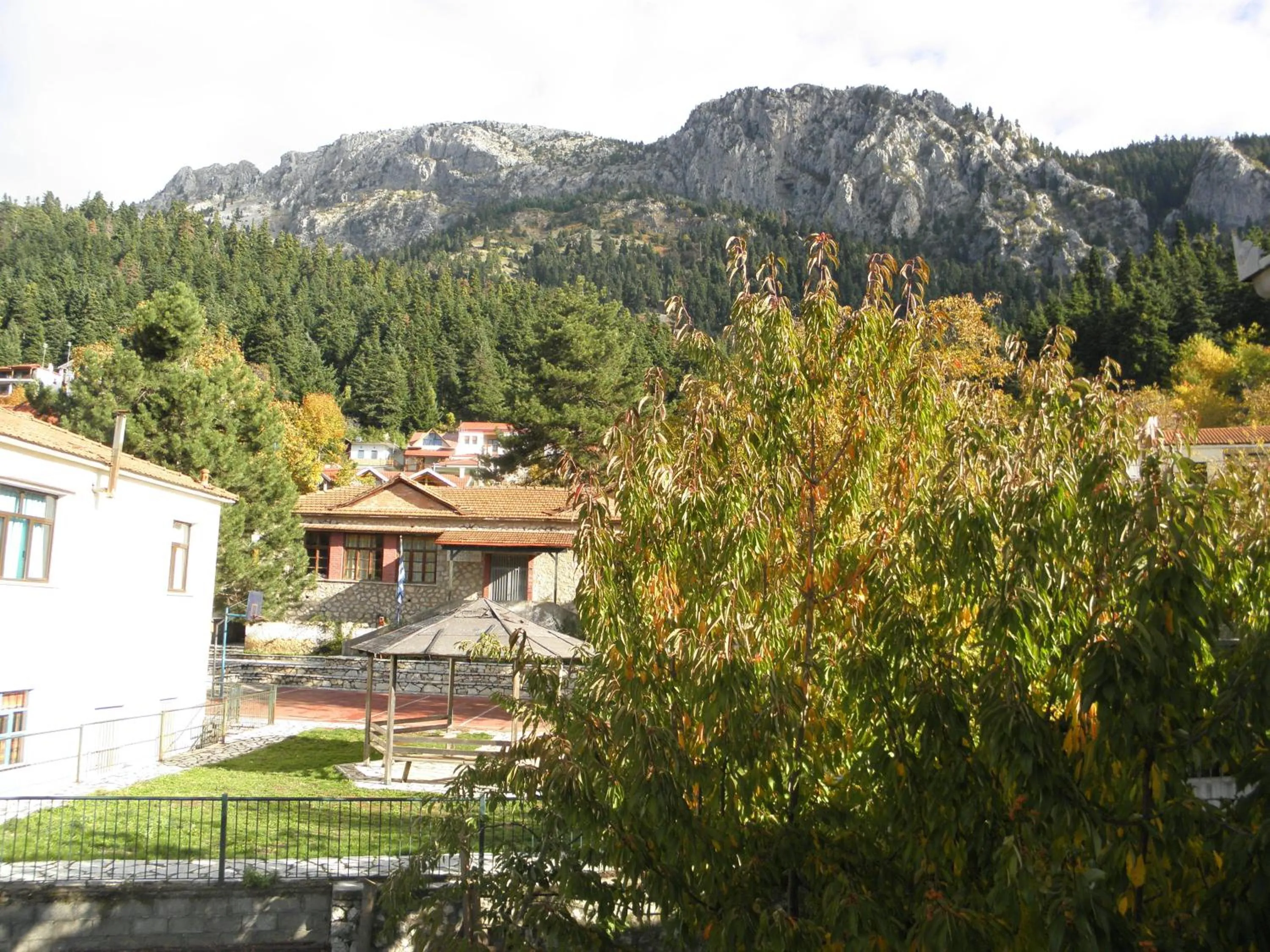 Area and facilities in Hotel Mpakou