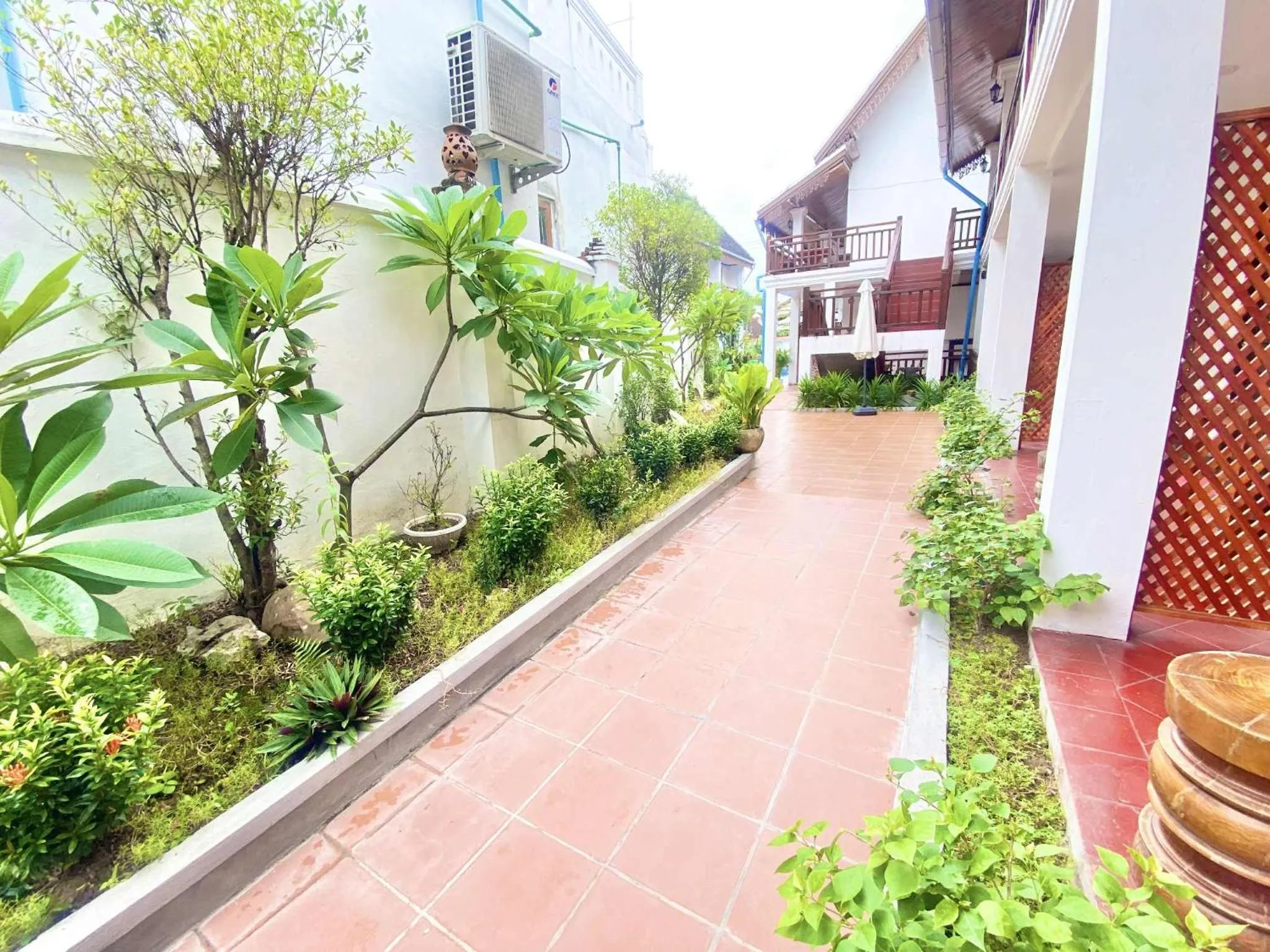 Luang Prabang Pavilion Hotel & Travel