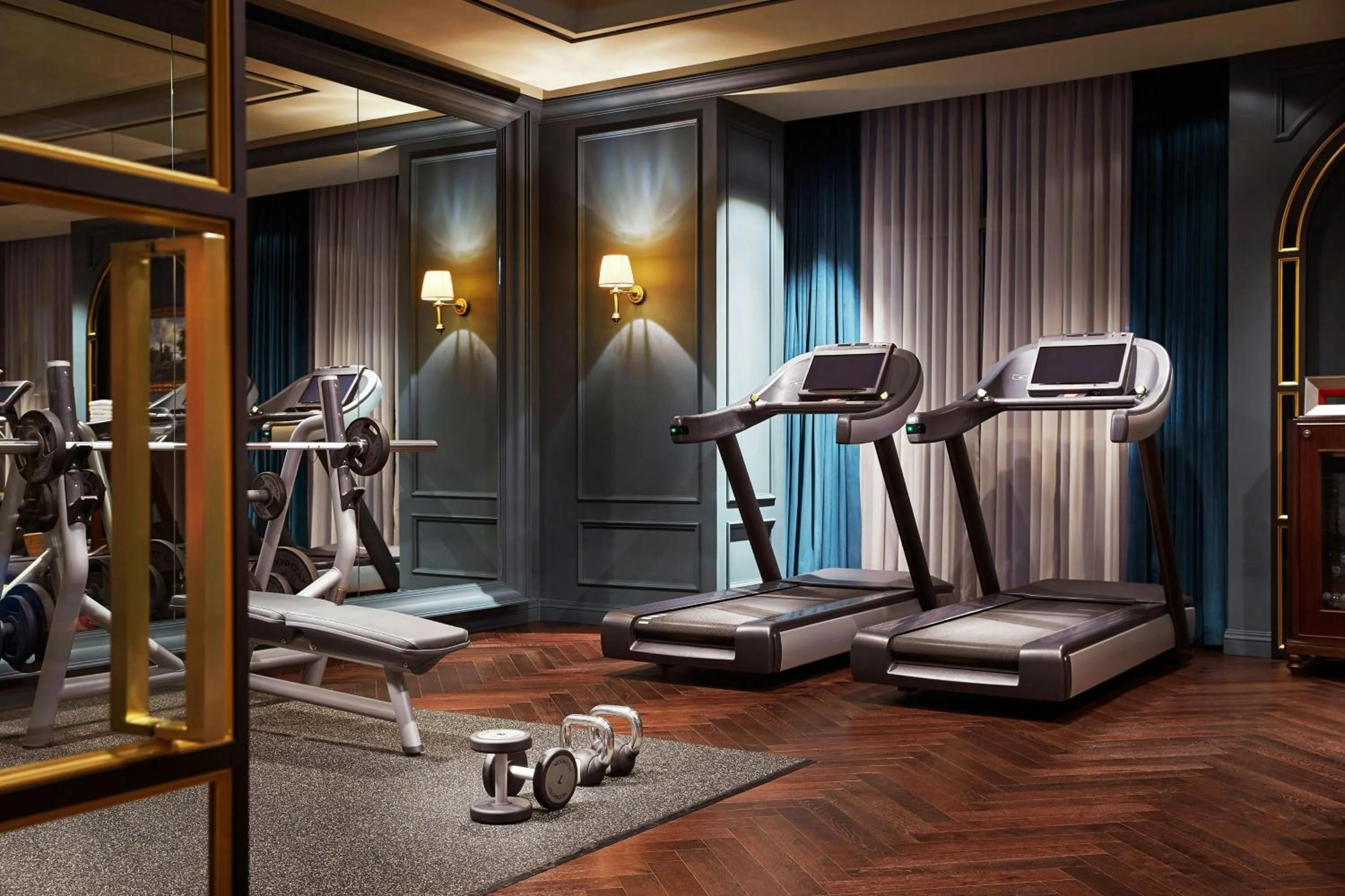 Fitness centre/facilities in L’Escape, a Luxury Collection Hotel, Seoul Myeongdong