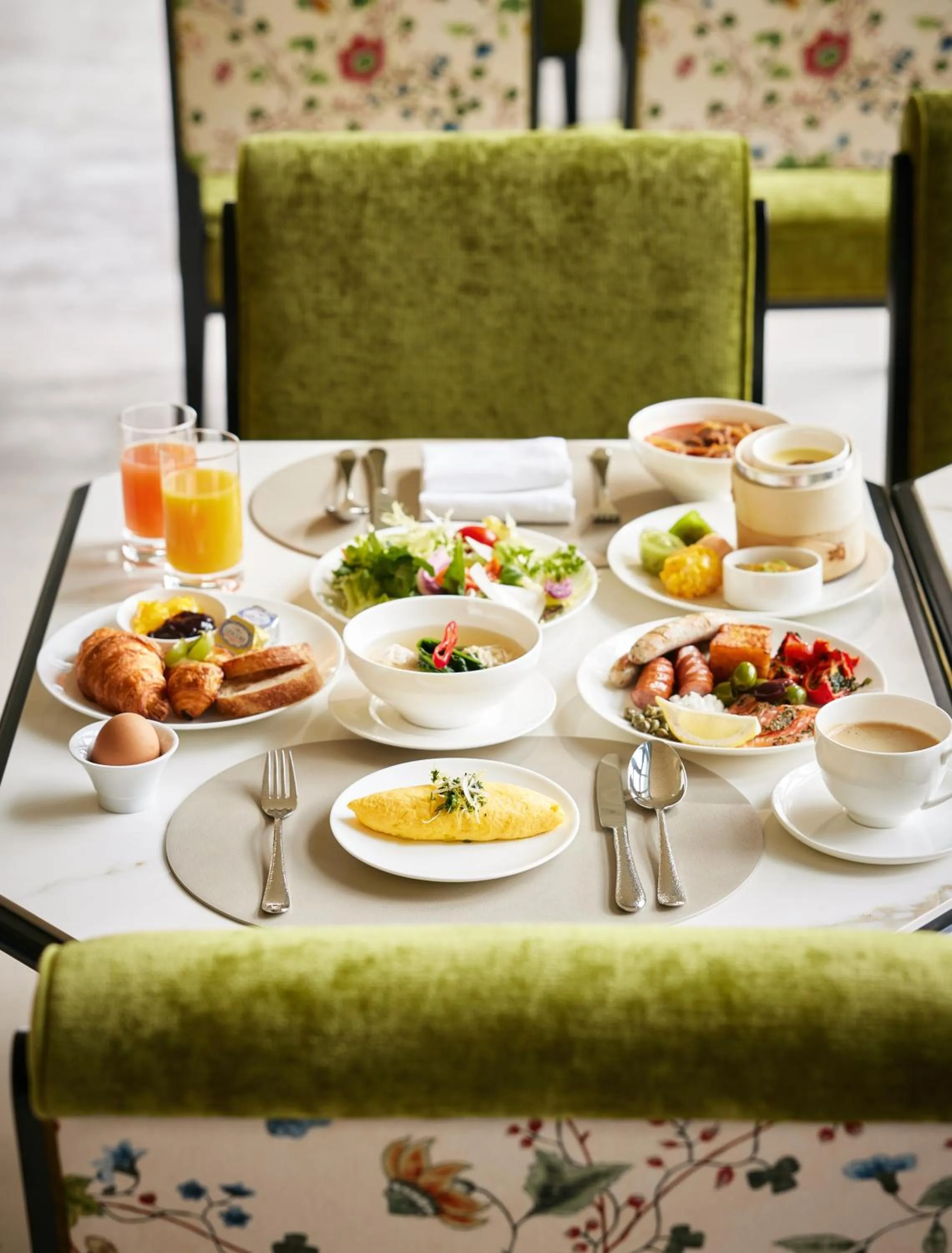 Food and drinks in L'Escape Hotel