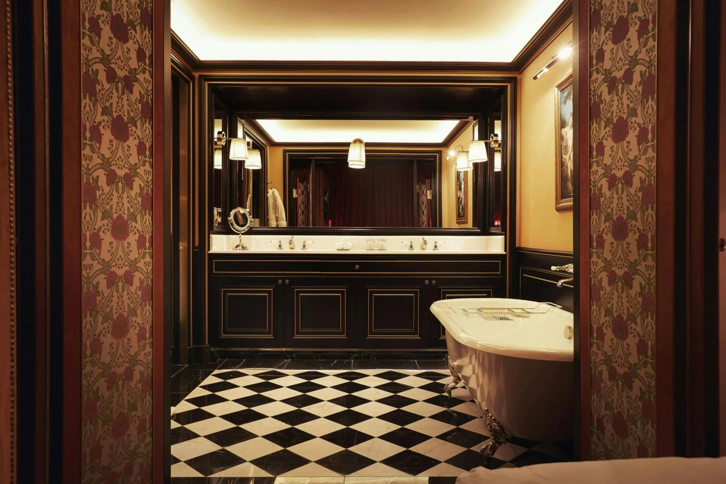 Bathroom in L’Escape, a Luxury Collection Hotel, Seoul Myeongdong