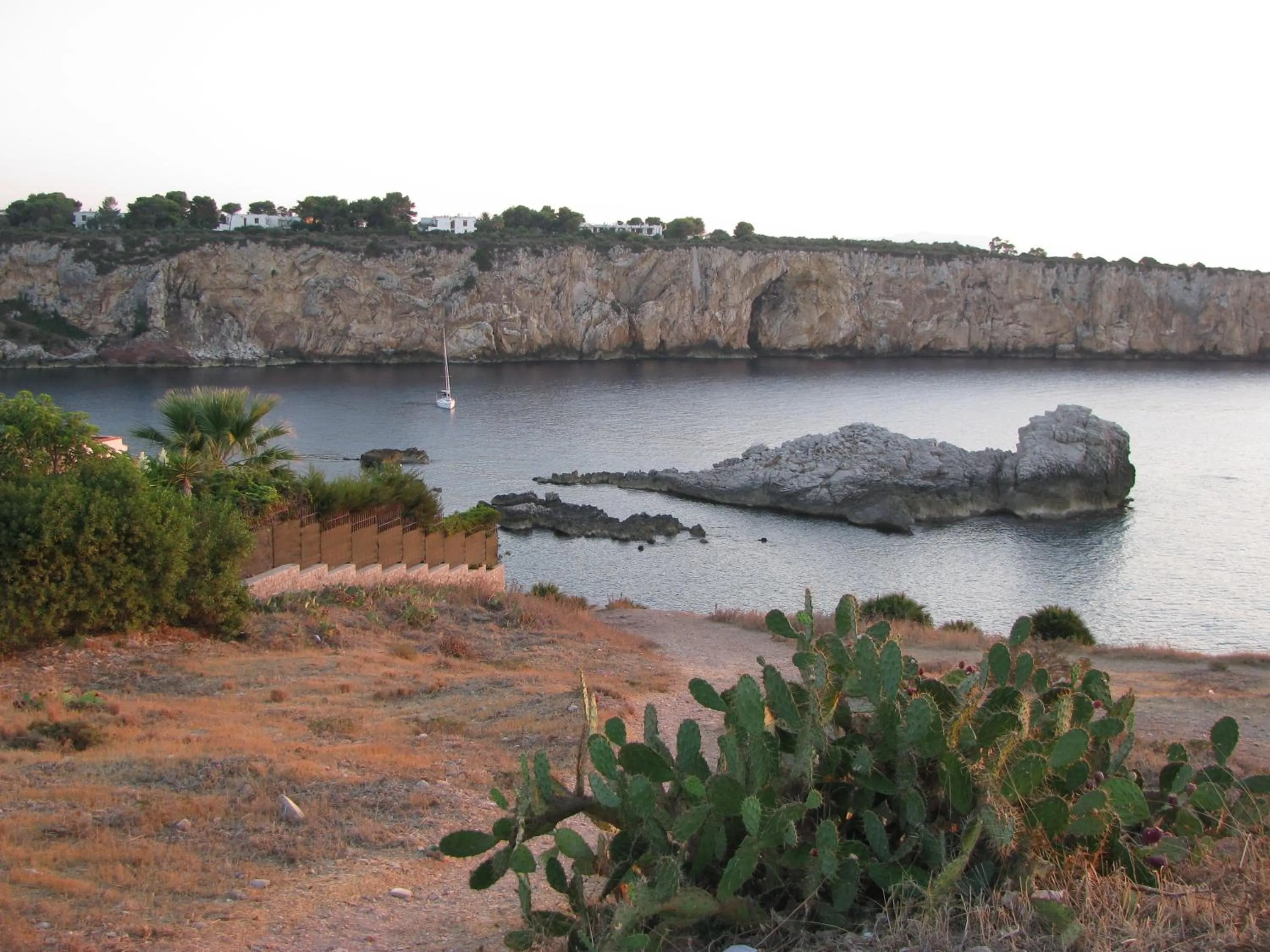 Beach in Kunesias B&B