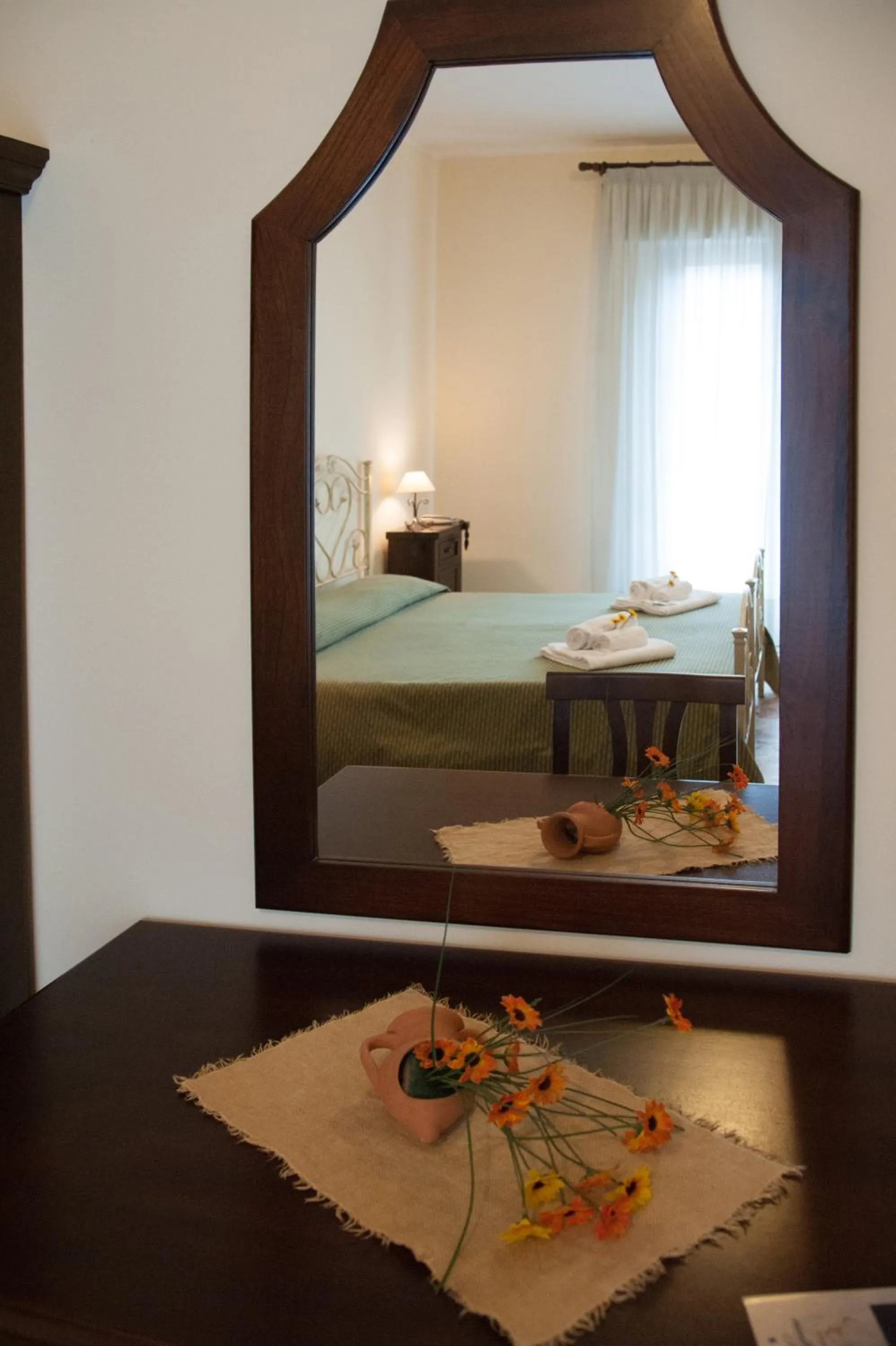 Decorative detail, Bed in Le Giare B&B