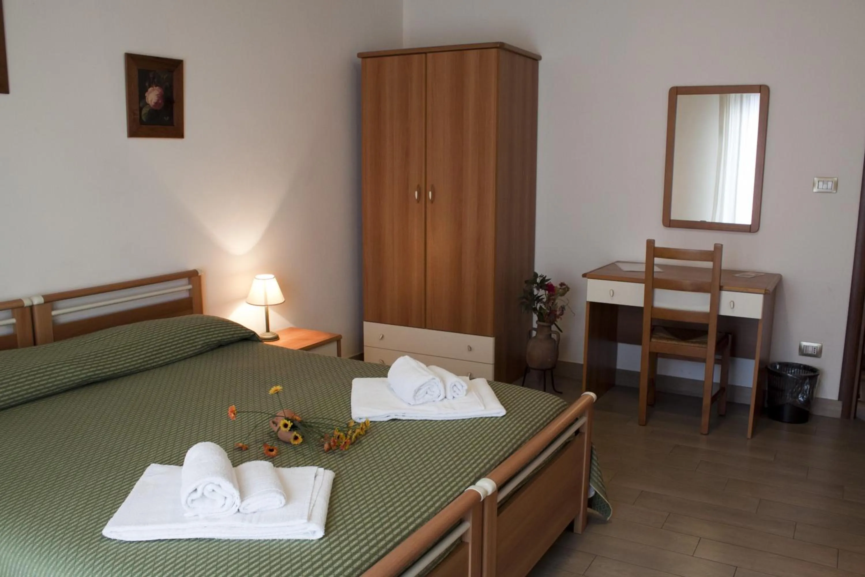 Photo of the whole room, Bed in Le Giare B&B