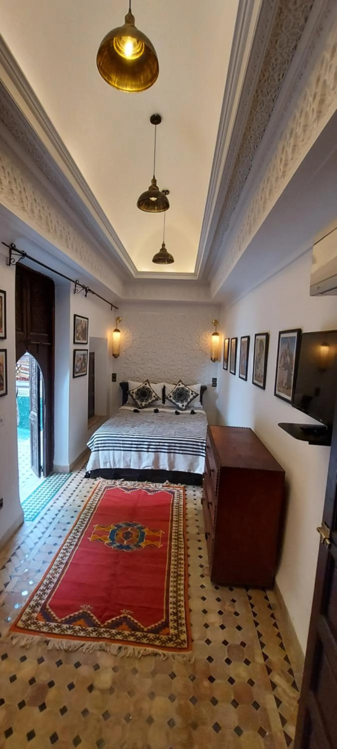 Property building, Bed in Riad Barroko