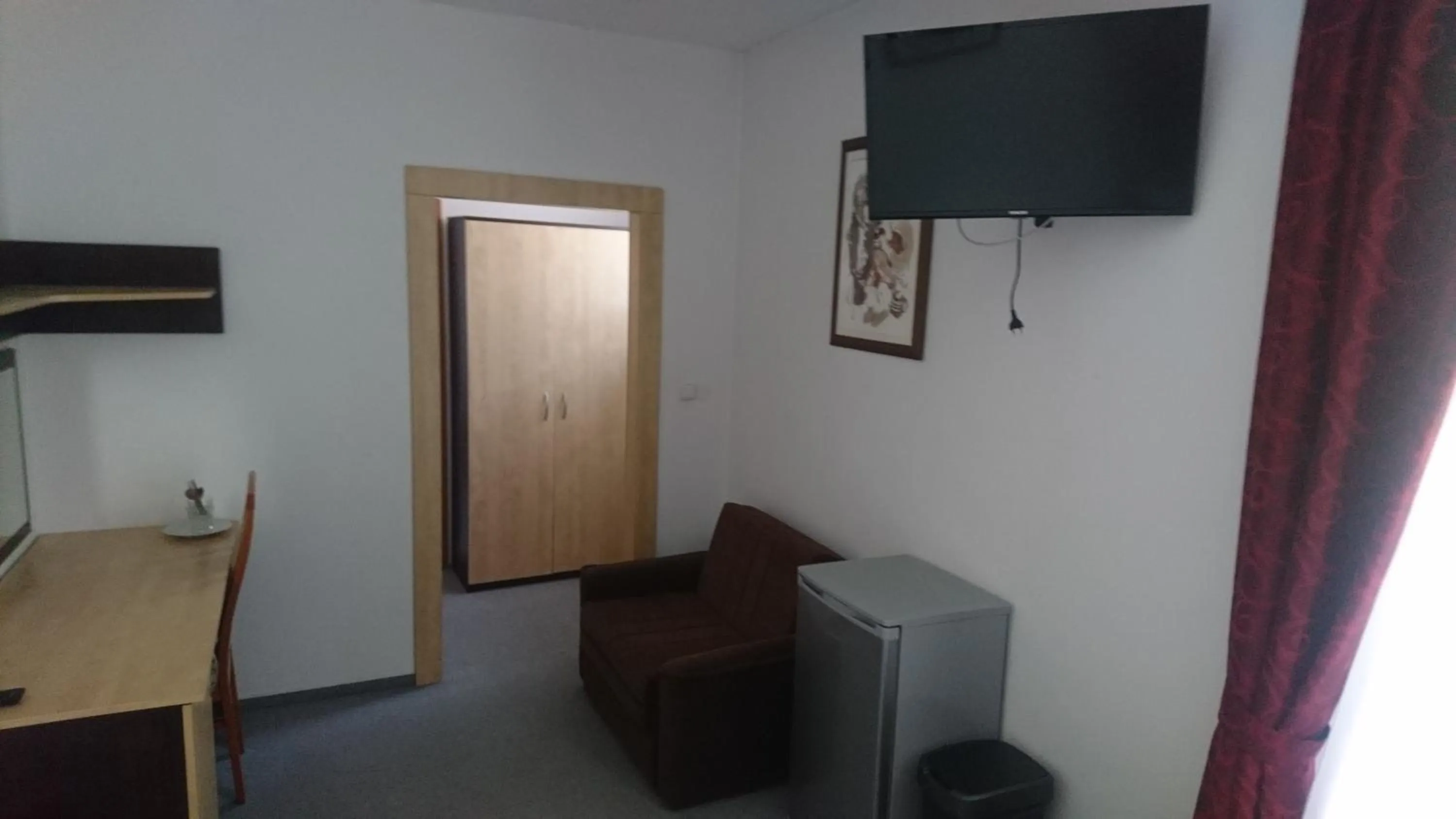 TV and multimedia in Hotel Antler