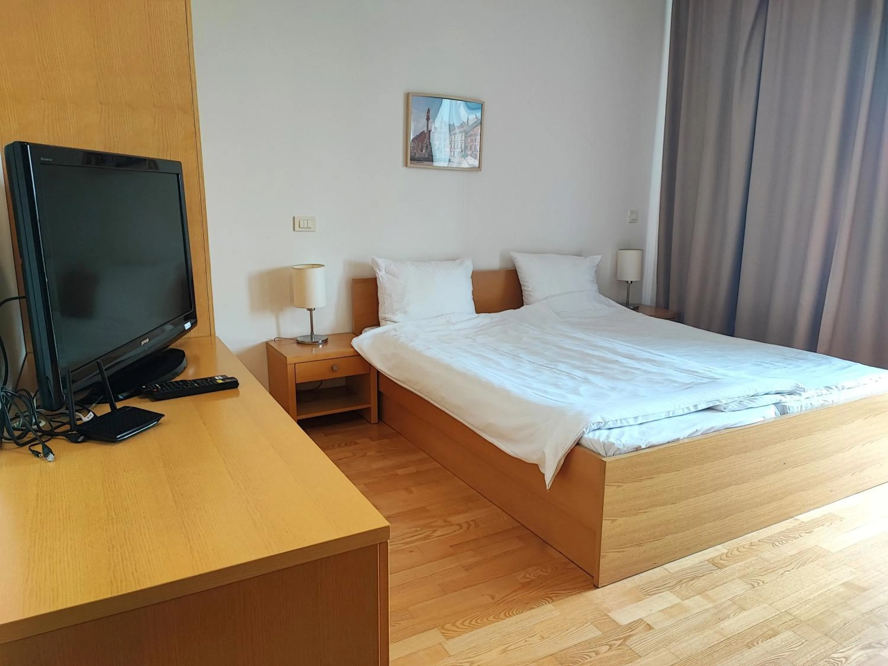 Bedroom, Bed in Villa Mari I