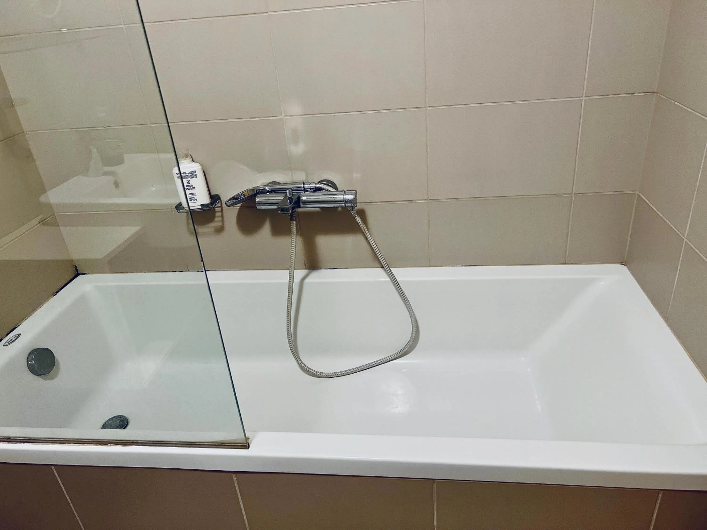 Bath in Villa Mari I