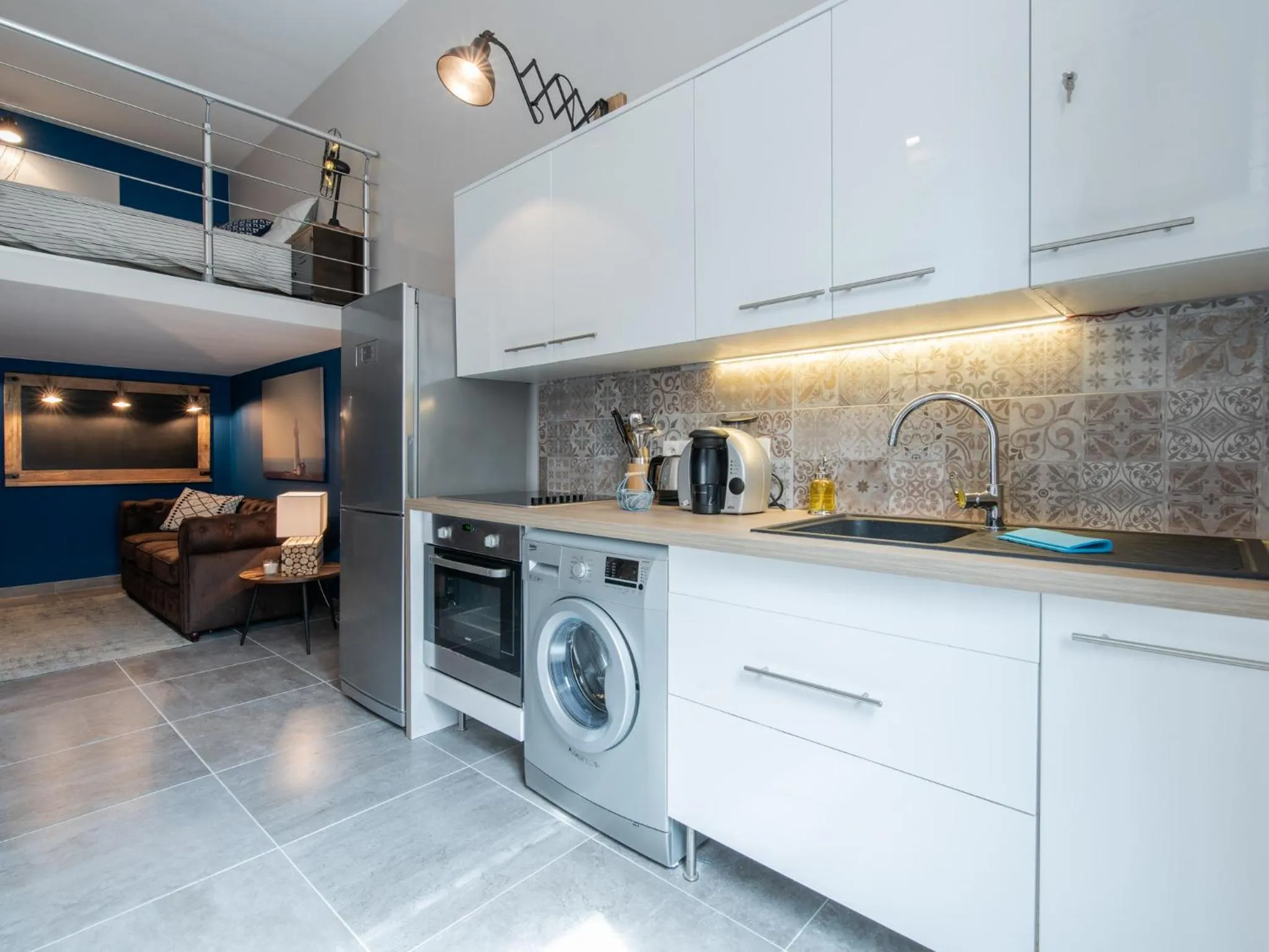 Dining area in Good Night Inn Lyon Part Dieu