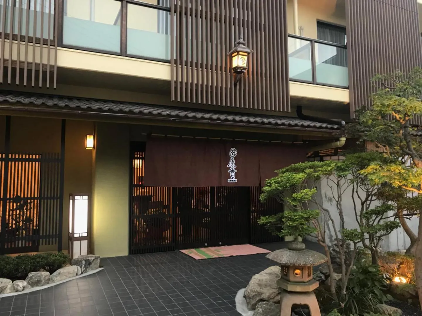 Facade/entrance in Arima Onsen Koki
