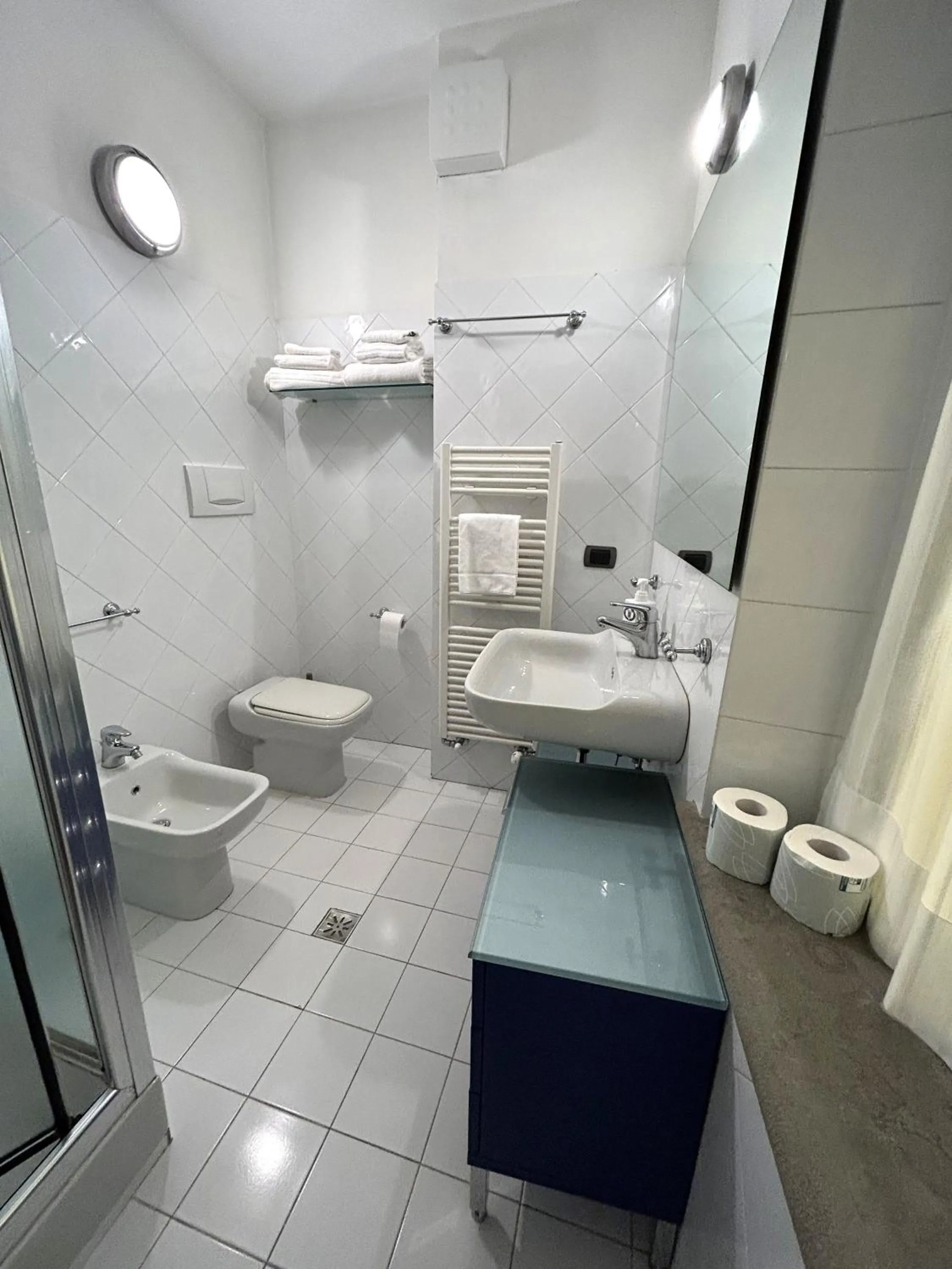 Bathroom in La Corte Del Re Suite & Rooms Arezzo