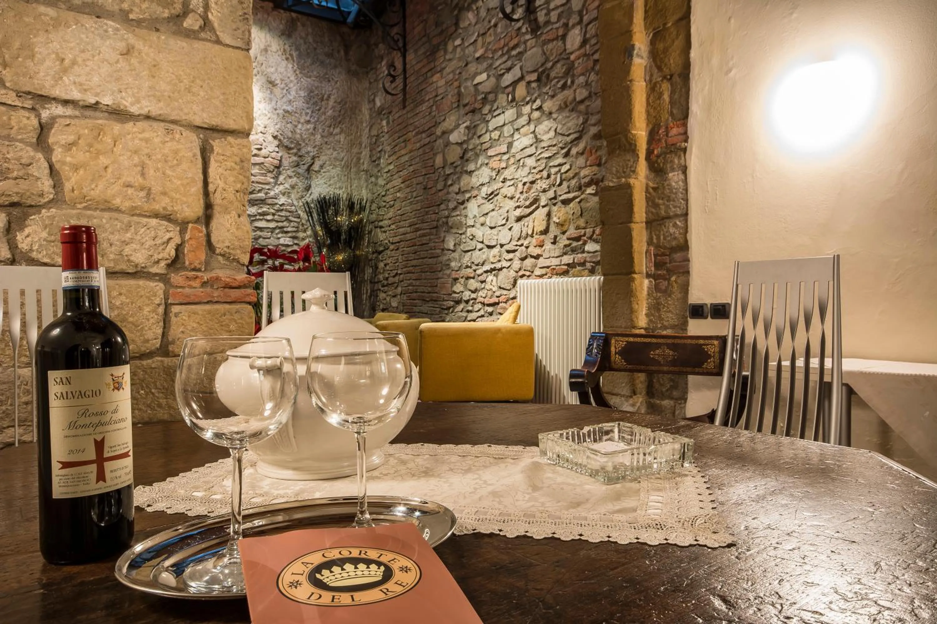 Lobby or reception in La Corte Del Re Suite & Rooms Arezzo