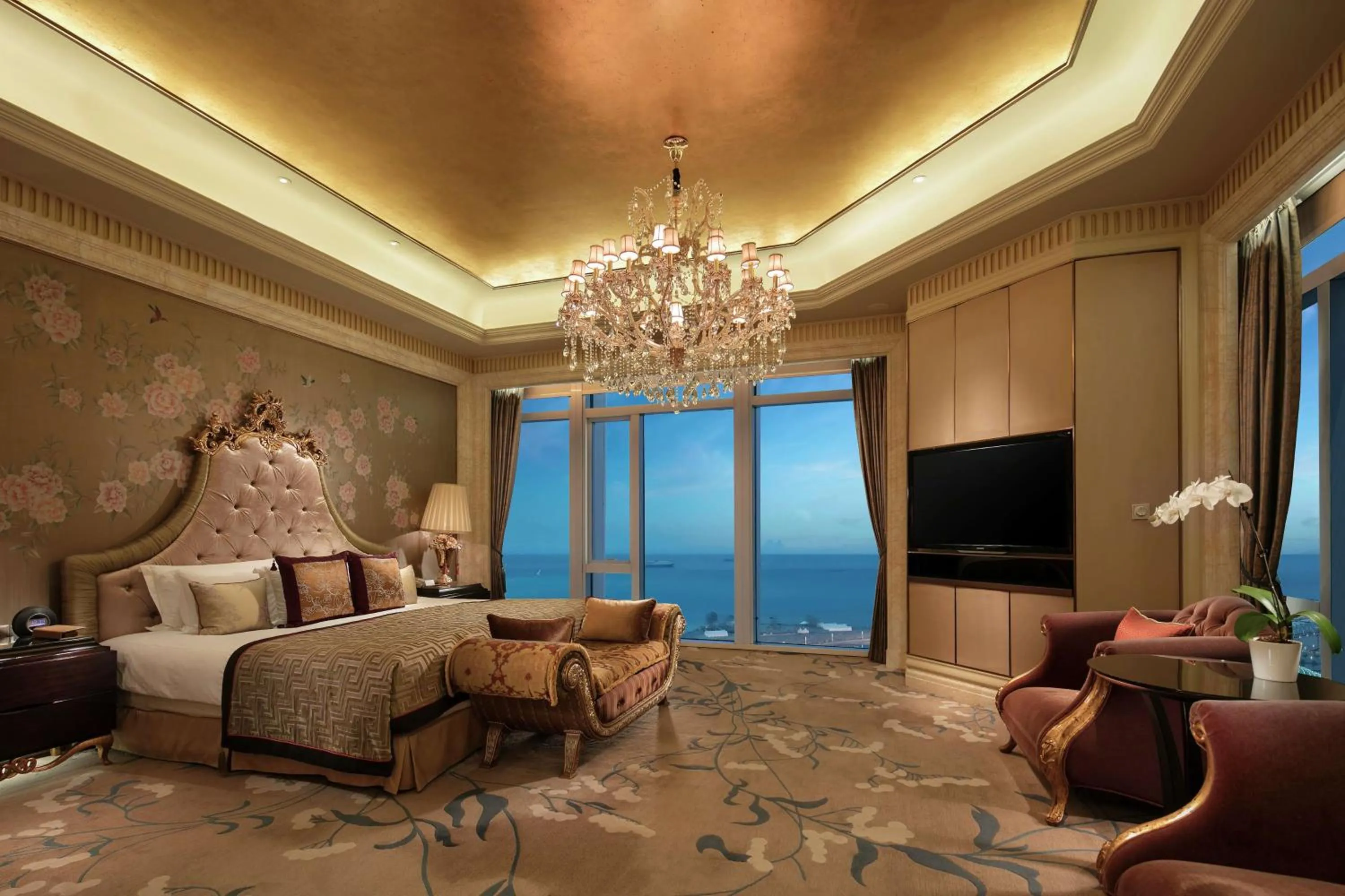 Bedroom in Conrad Dalian