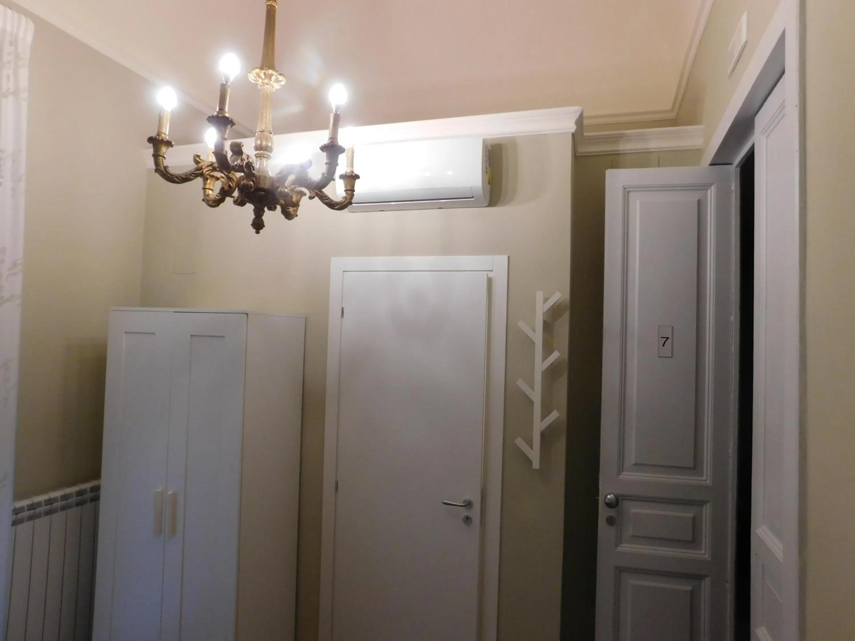 Decorative detail in Corte dei medici - Palace