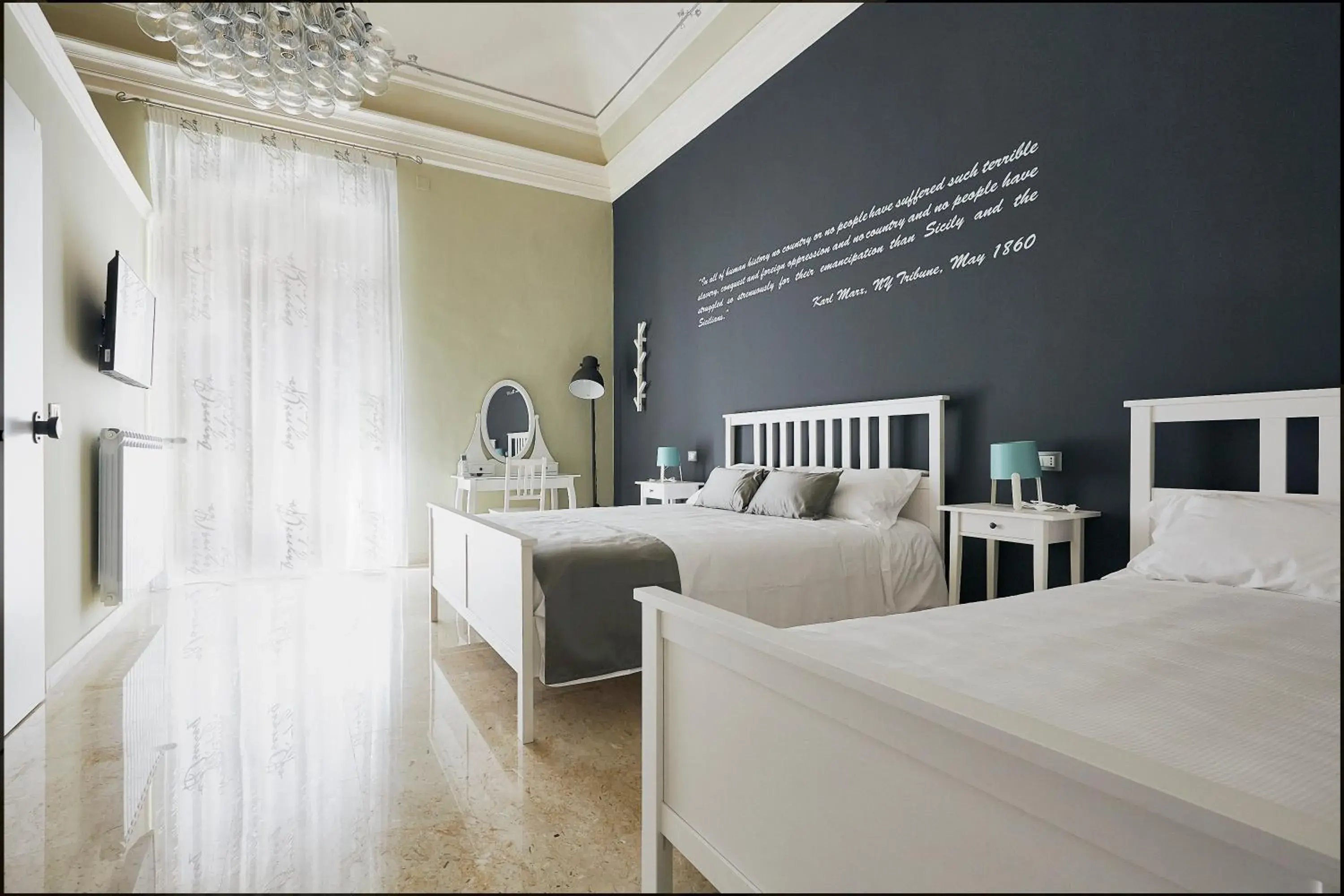 Deluxe Triple Room in Corte dei medici - Palace Deluxe Triple Room in Corte dei medici - Palace