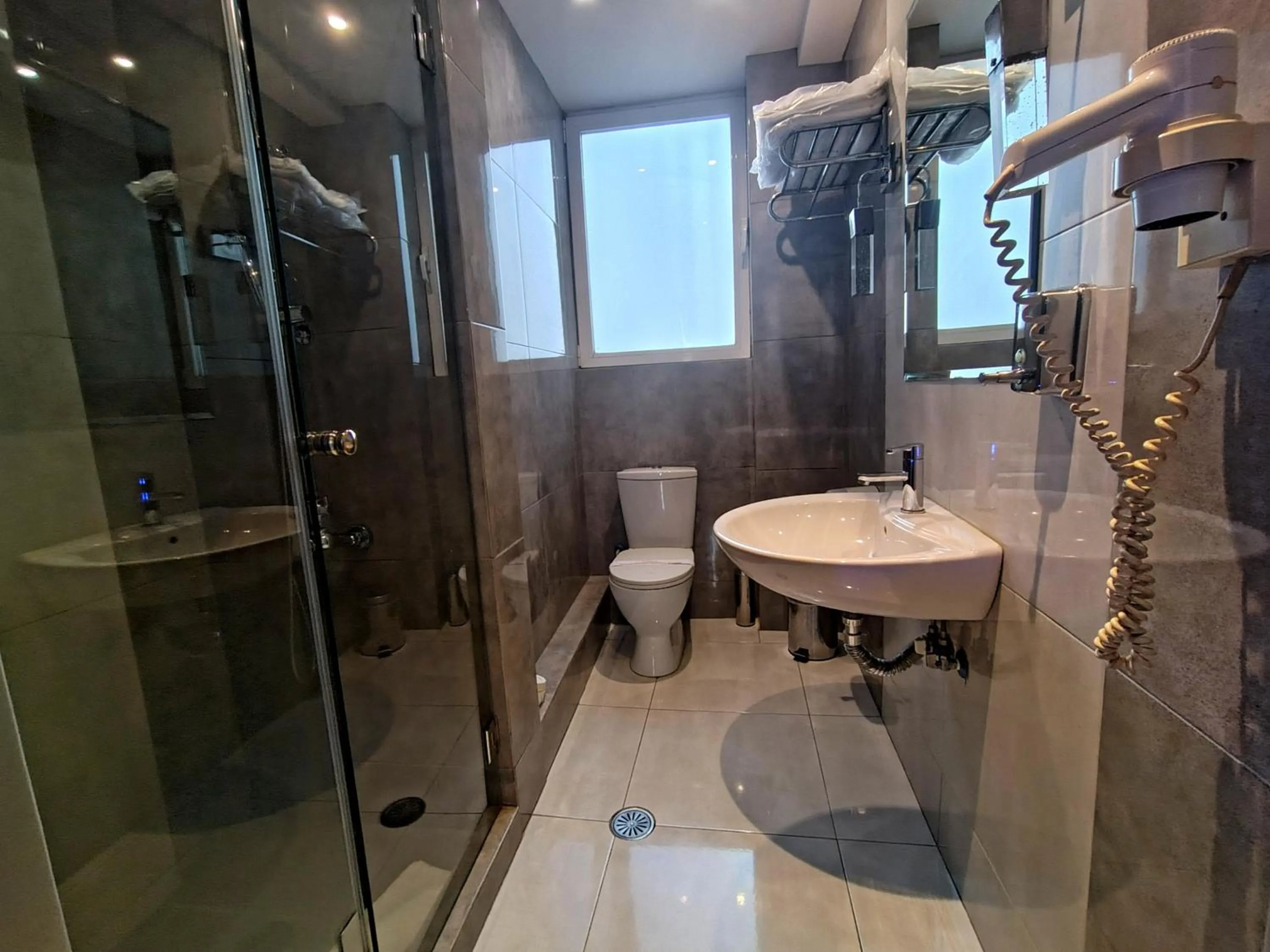 Bathroom in Carol Hotel