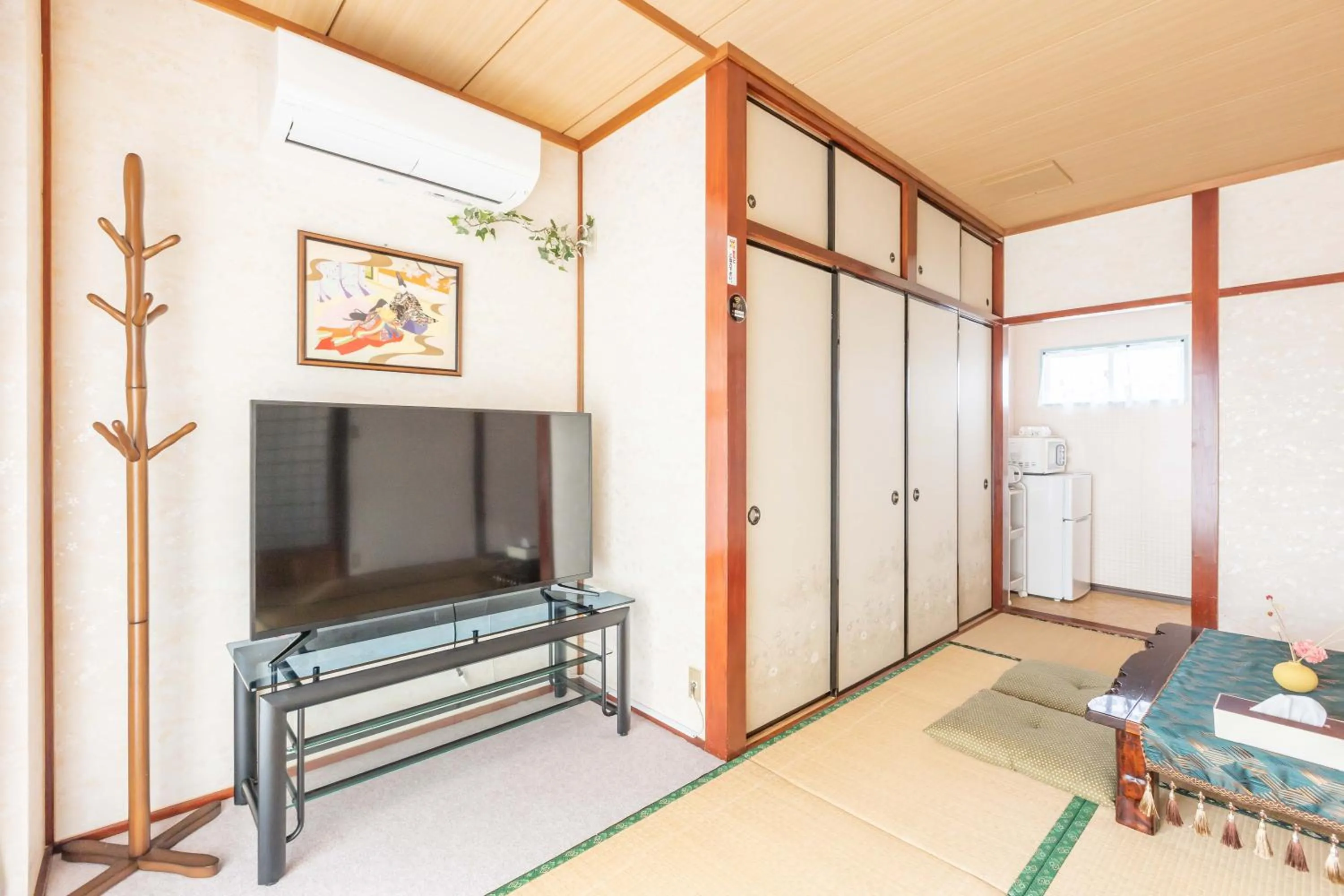 TV and multimedia, Bed in Senjoarashi