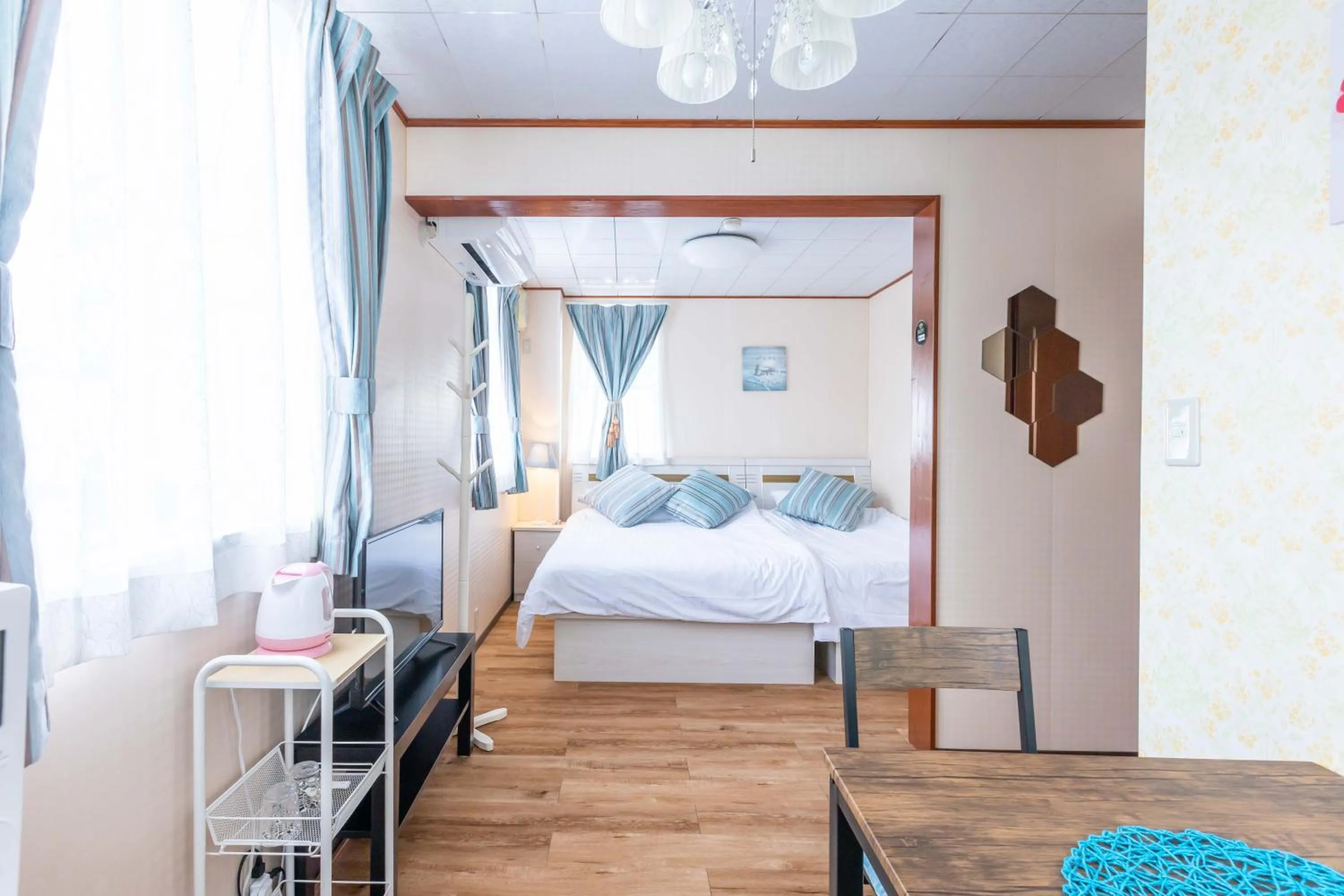 Photo of the whole room, Bed in Senjoarashi