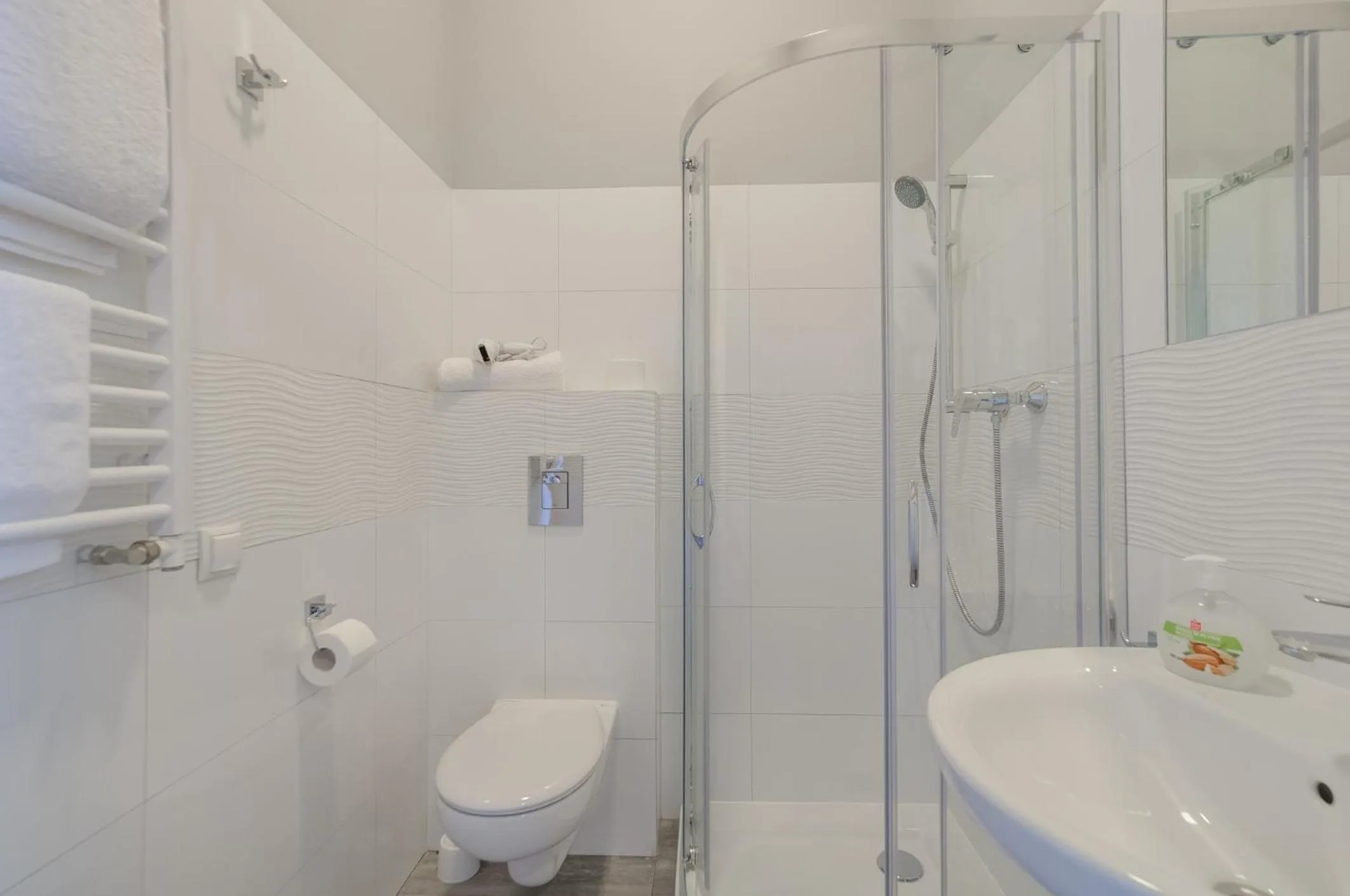 Shower in Zefiro Stajenna