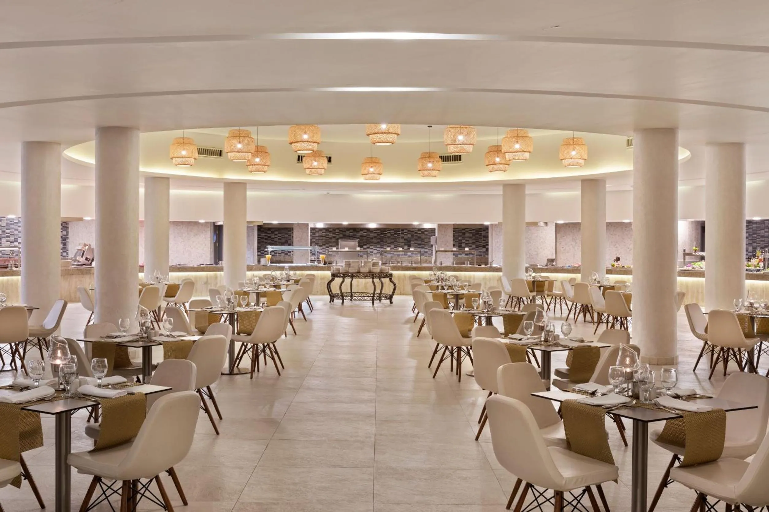 Restaurant/Places to Eat in Pickalbatros Sea World Resort - Marsa Alam