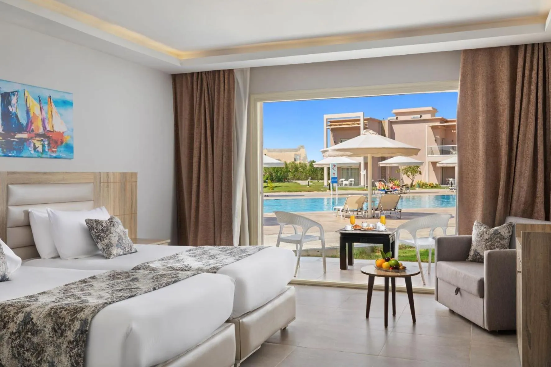 Bedroom, Bed in Pickalbatros Sea World Resort - Marsa Alam