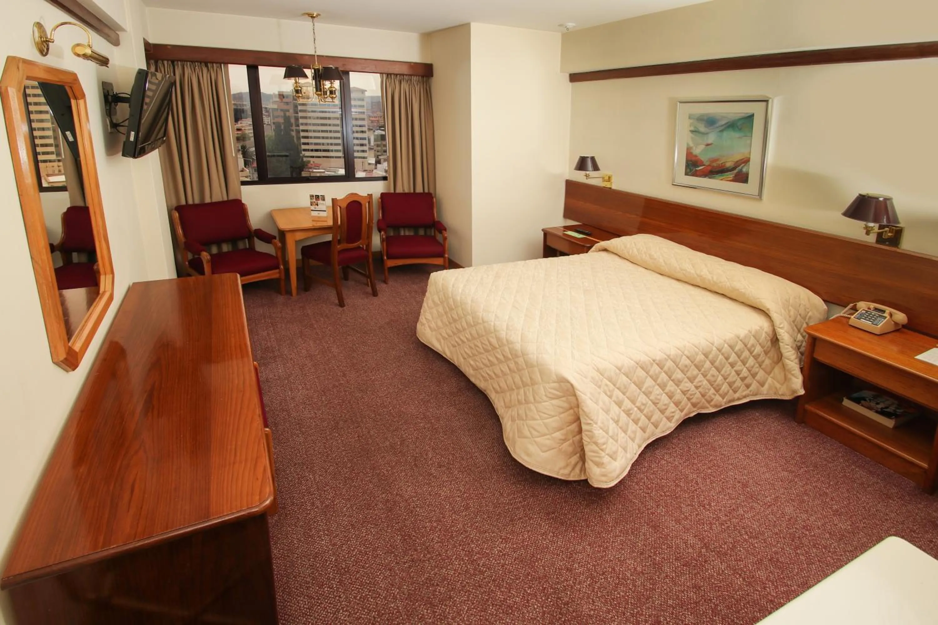 Photo of the whole room, Bed in Hotel Diplomat