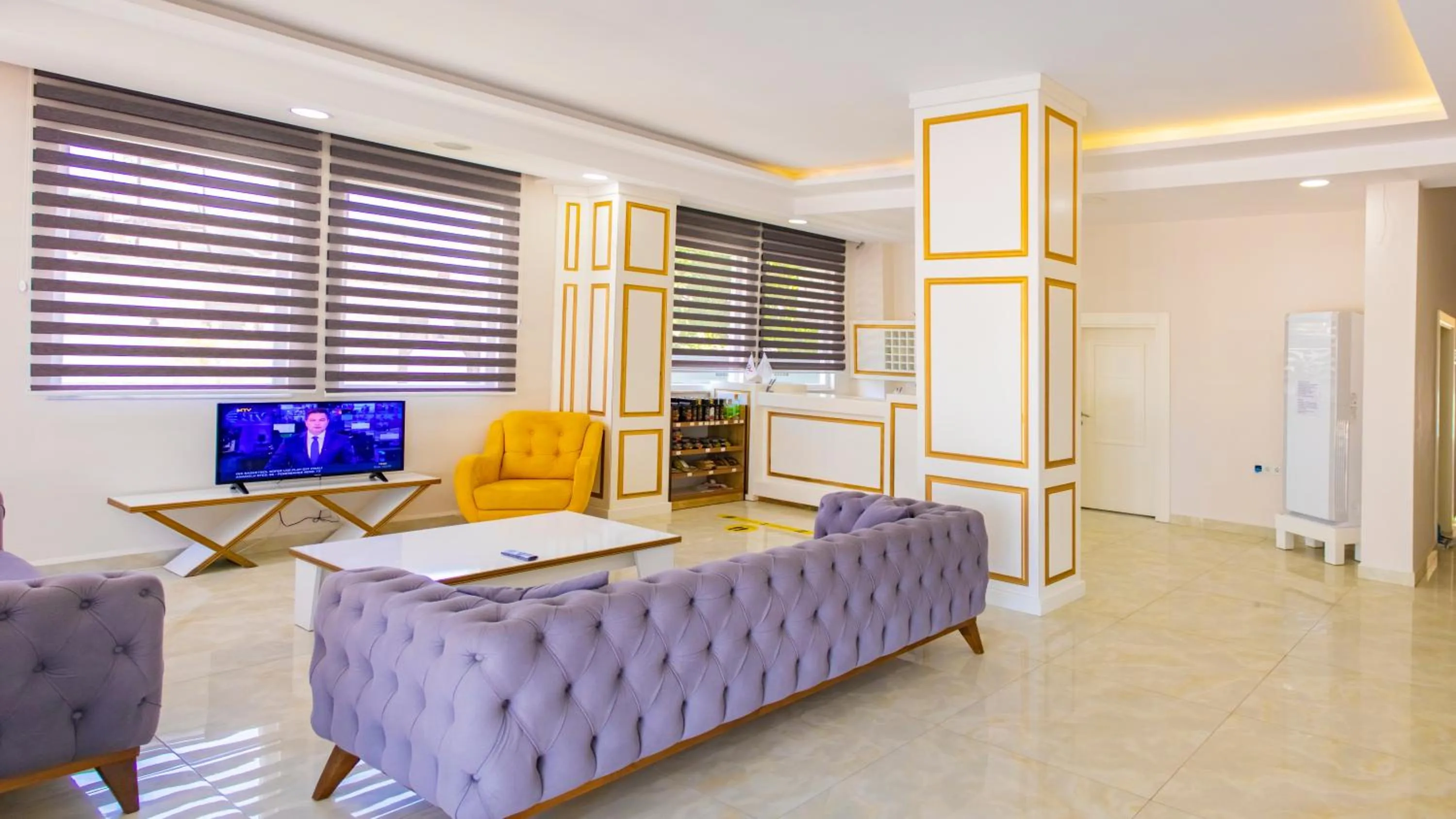 Lobby or reception in Evon Otel