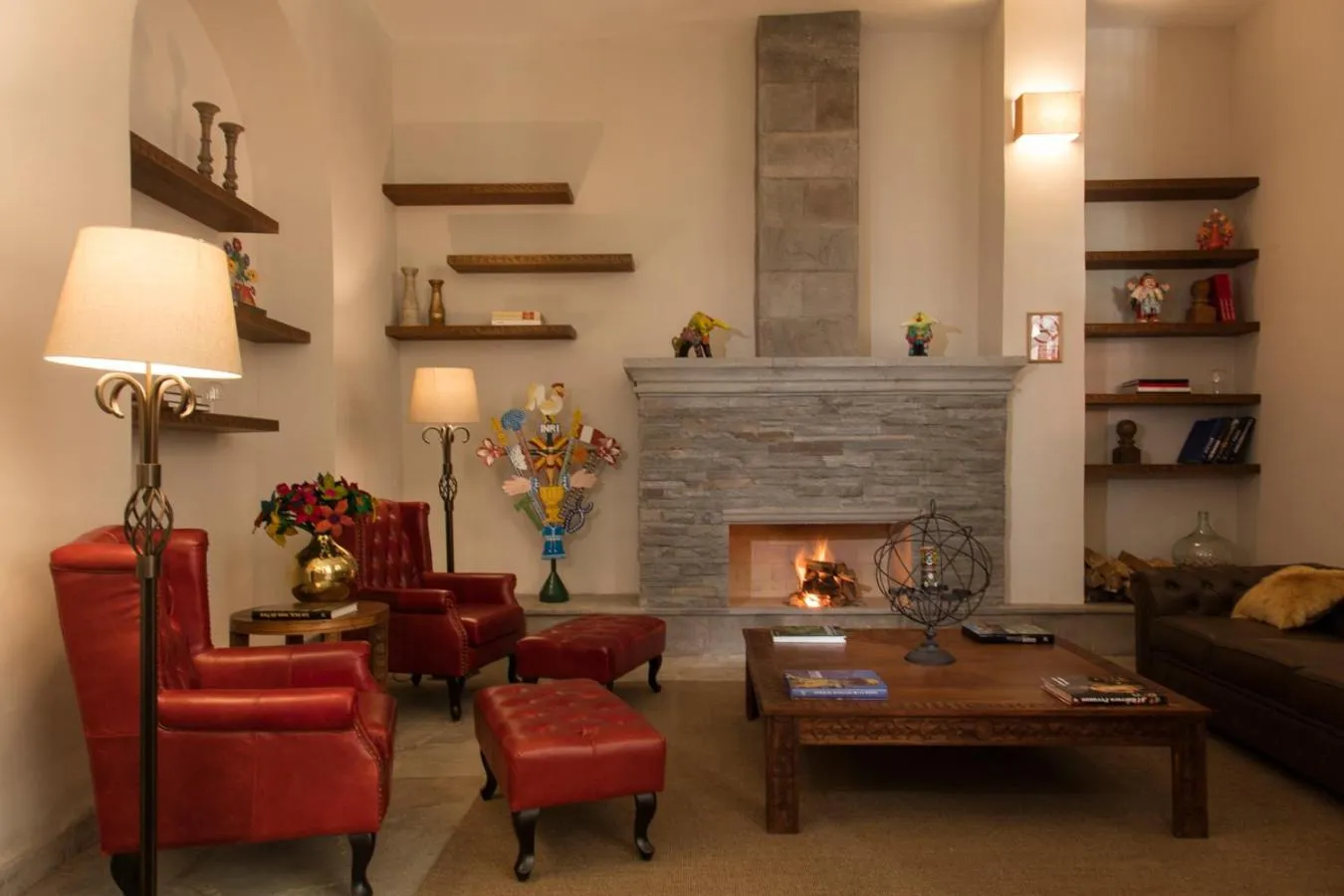 flat iron in Del Pilar Ollantaytambo