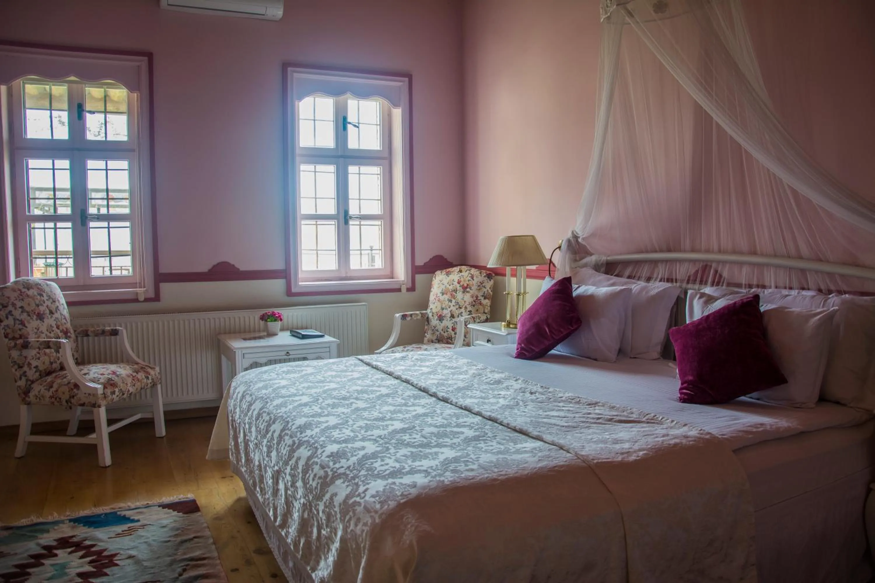 Bed in Fresco Cave Suites Cappadocia