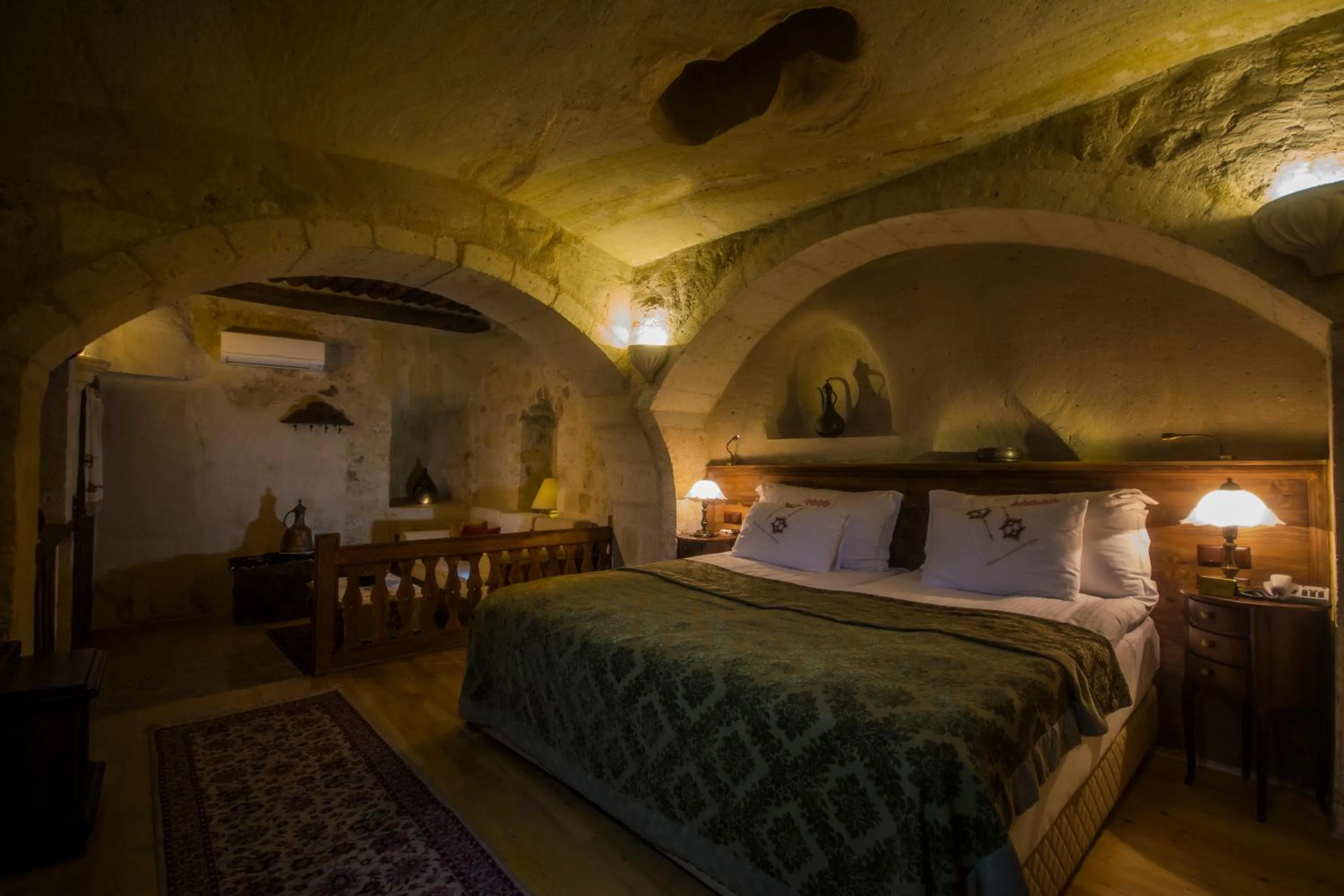 Photo of the whole room, Bed in Fresco Cave Suites Cappadocia